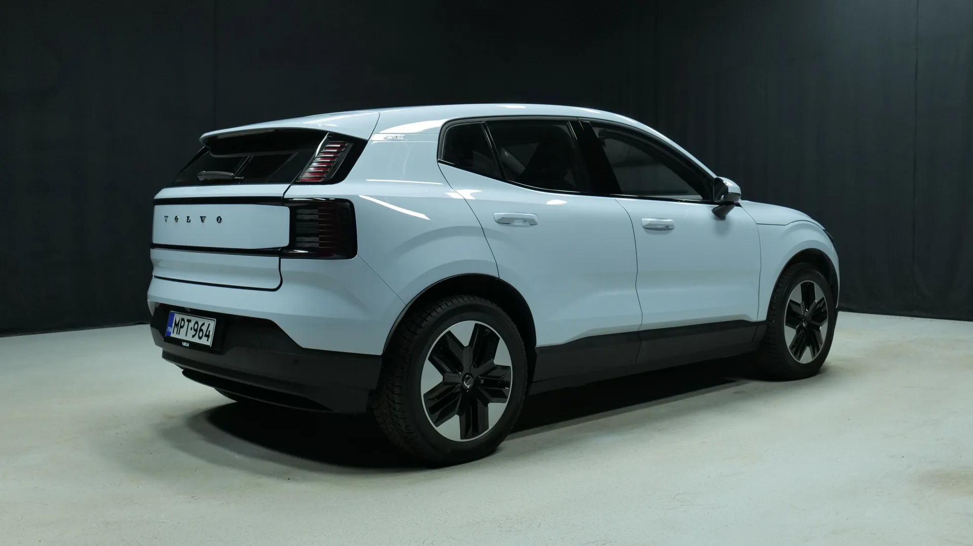 Autokuva 3 - MPT-964