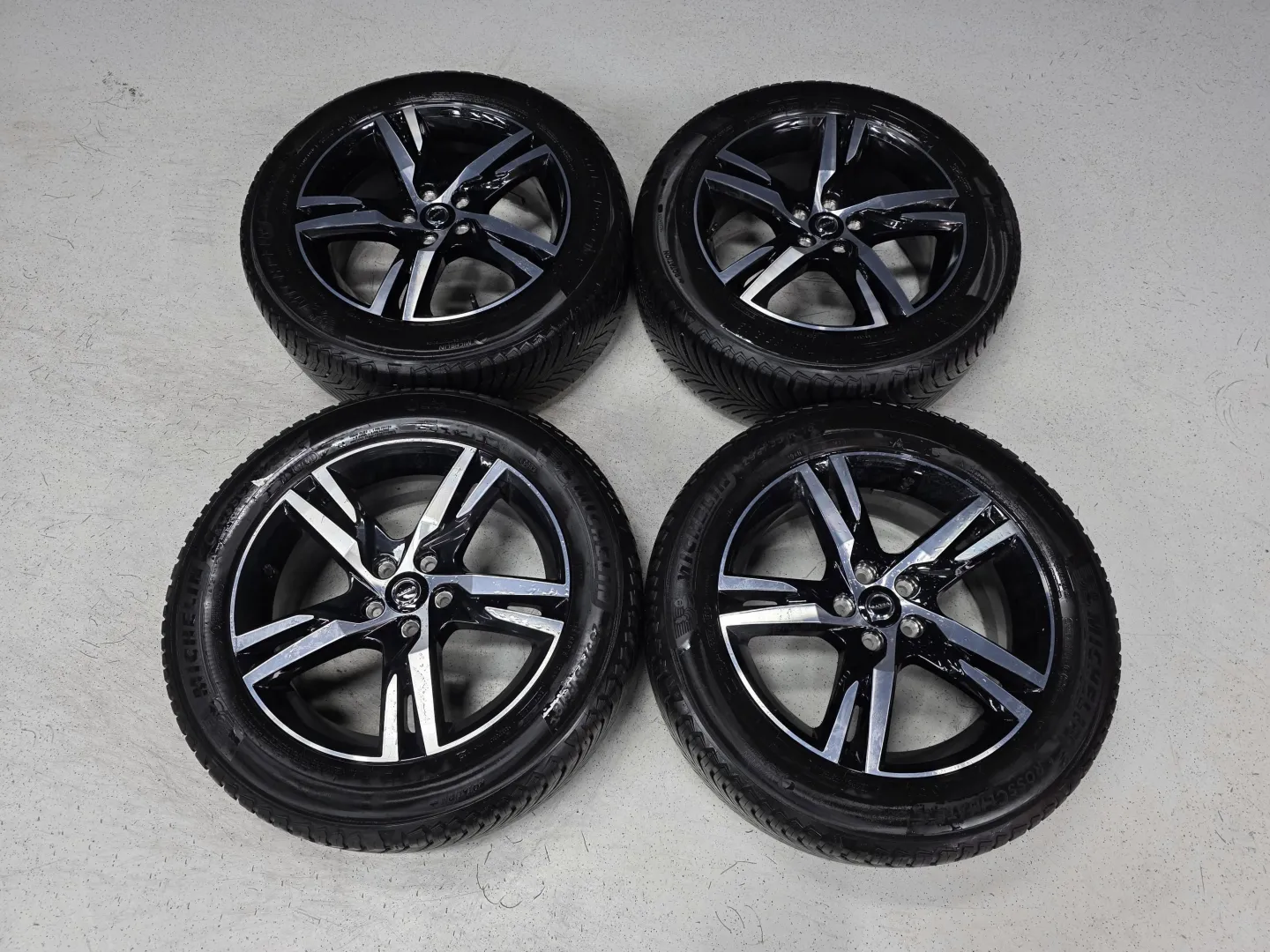 Autokuva 12 - MPU-445