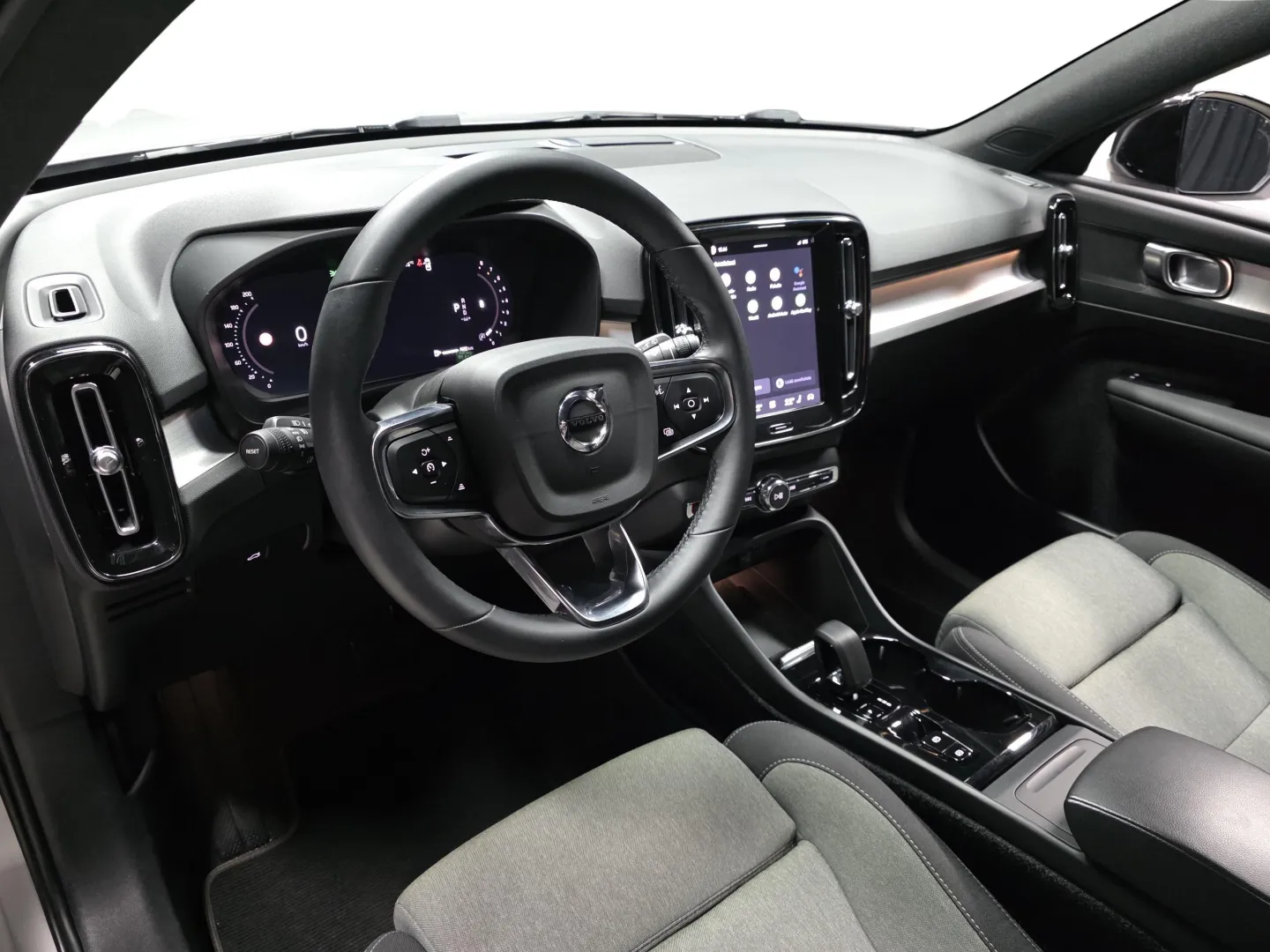 Autokuva 8 - MPU-445