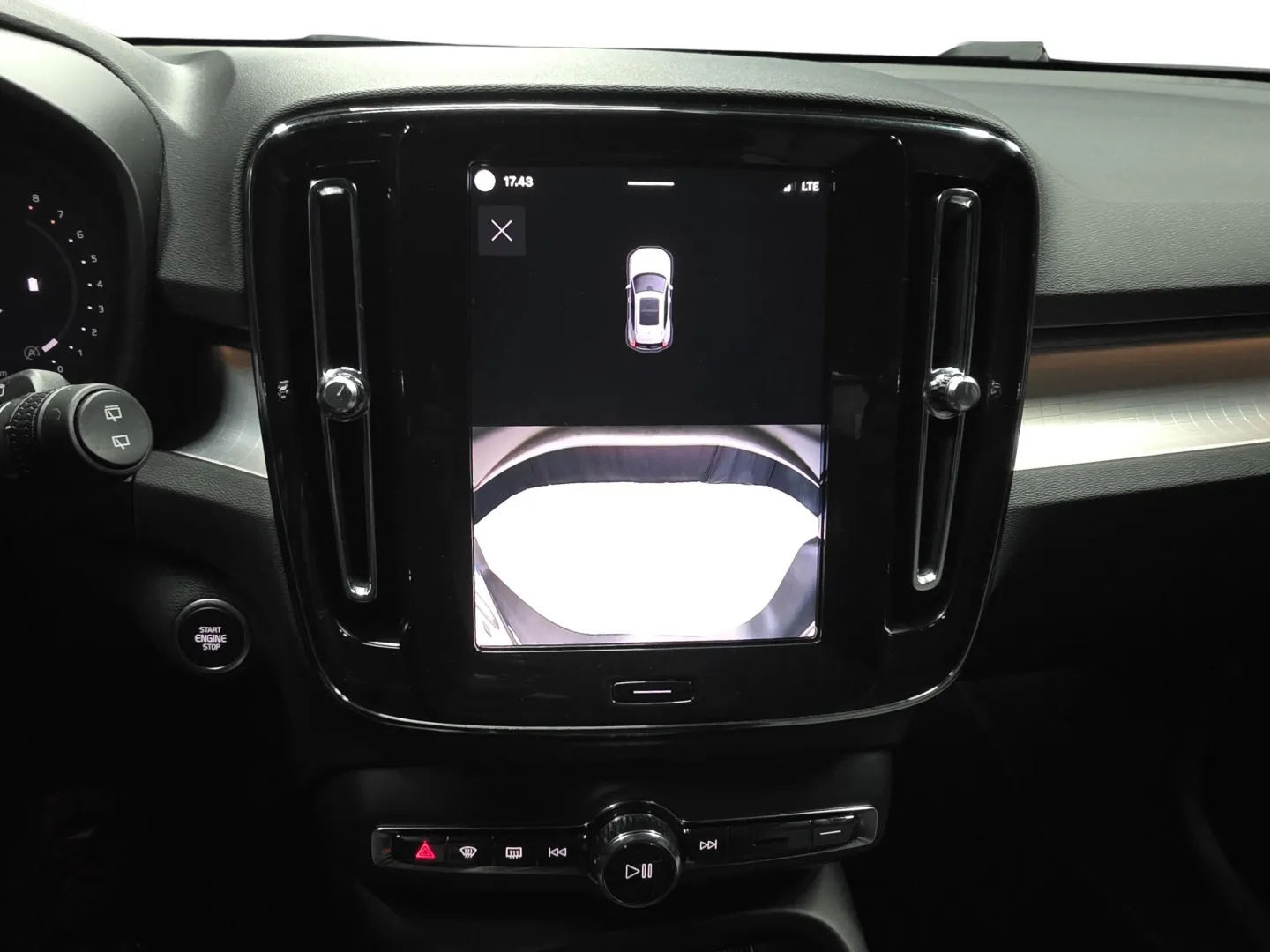 Autokuva 13 - MPU-445