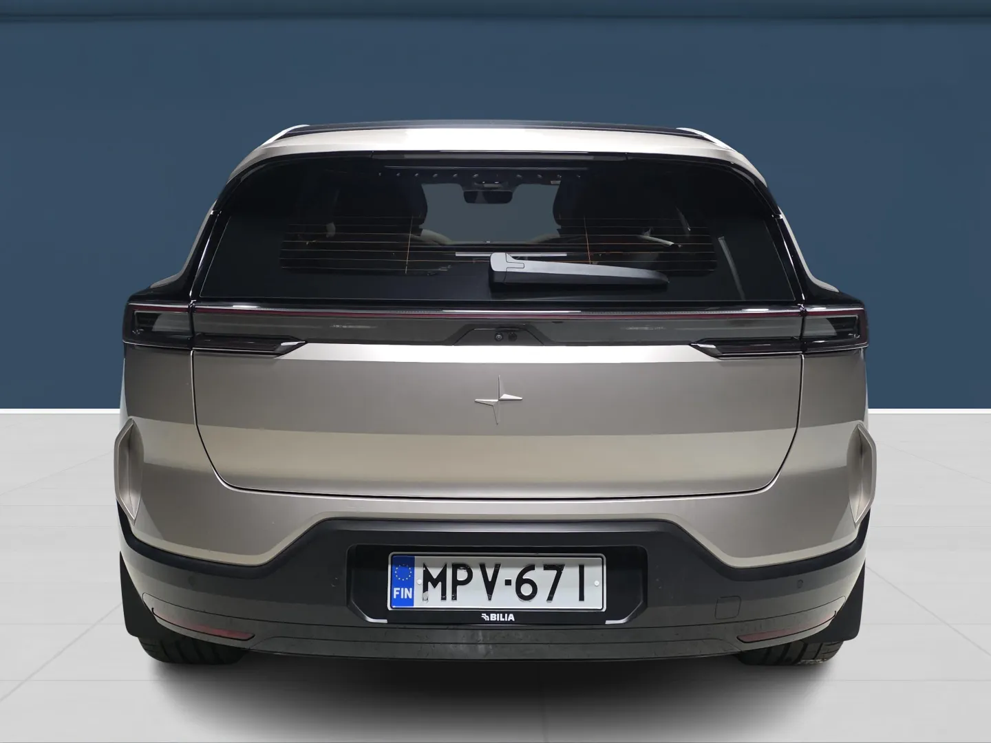 Autokuva 5 - MPV-671