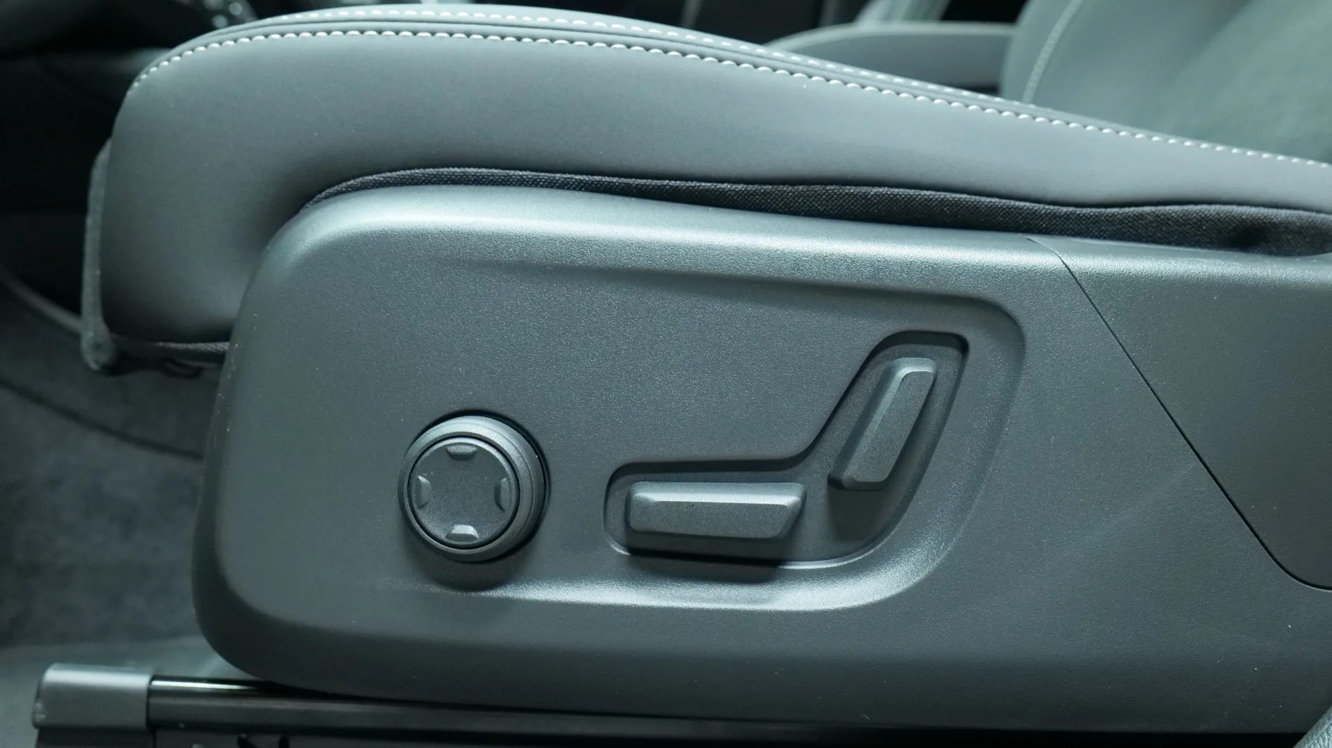 Autokuva 22 - MPX-778