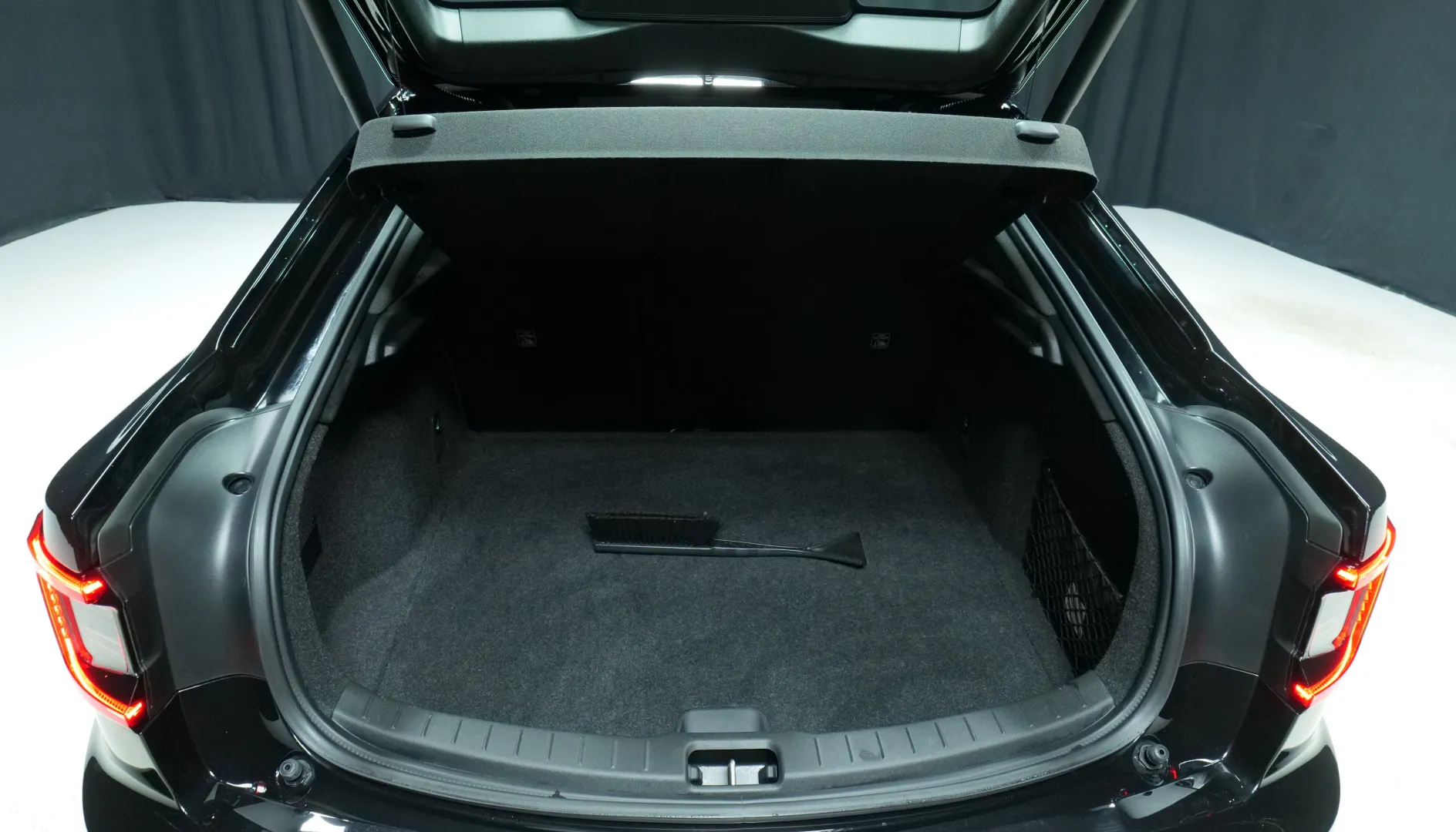 Autokuva 17 - MRB-588