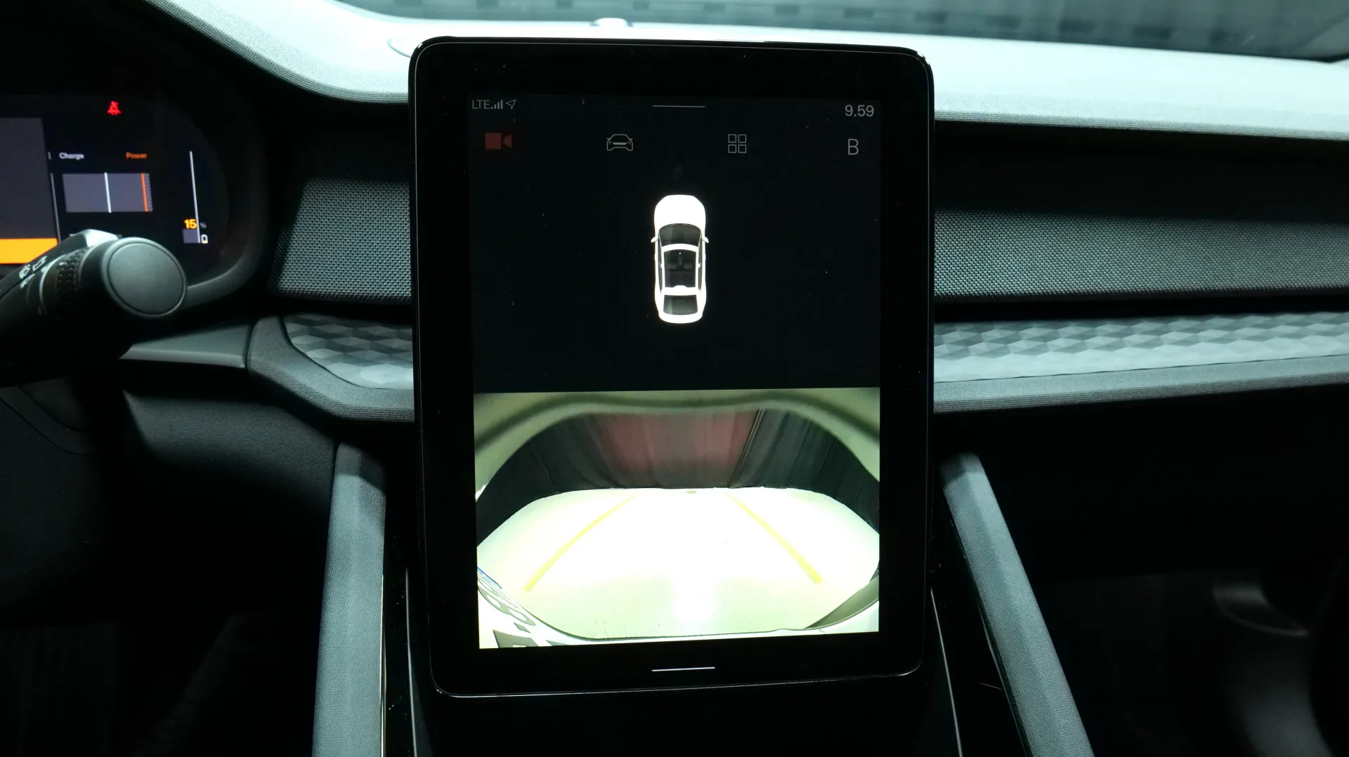 Autokuva 9 - MRB-588