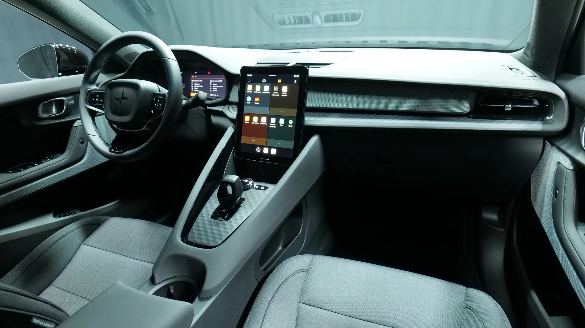 Autokuva 18 - MRB-588