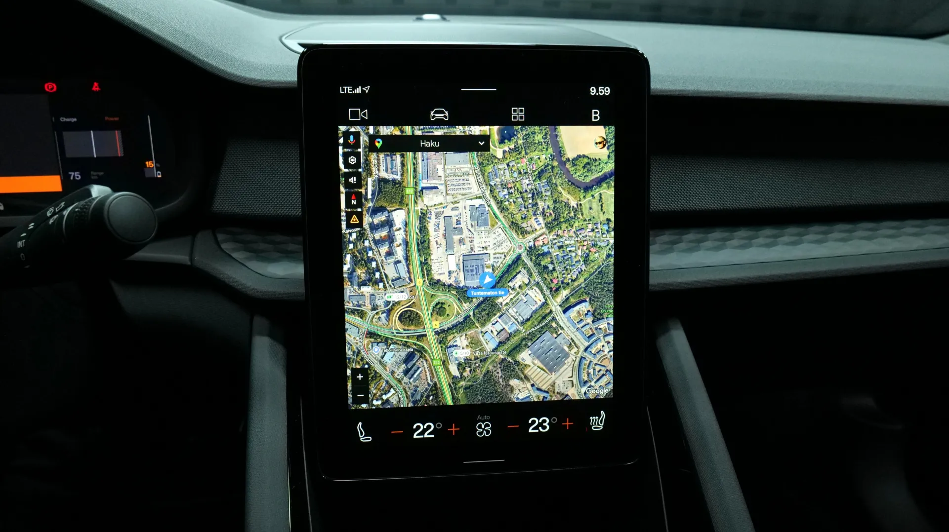 Autokuva 7 - MRB-588