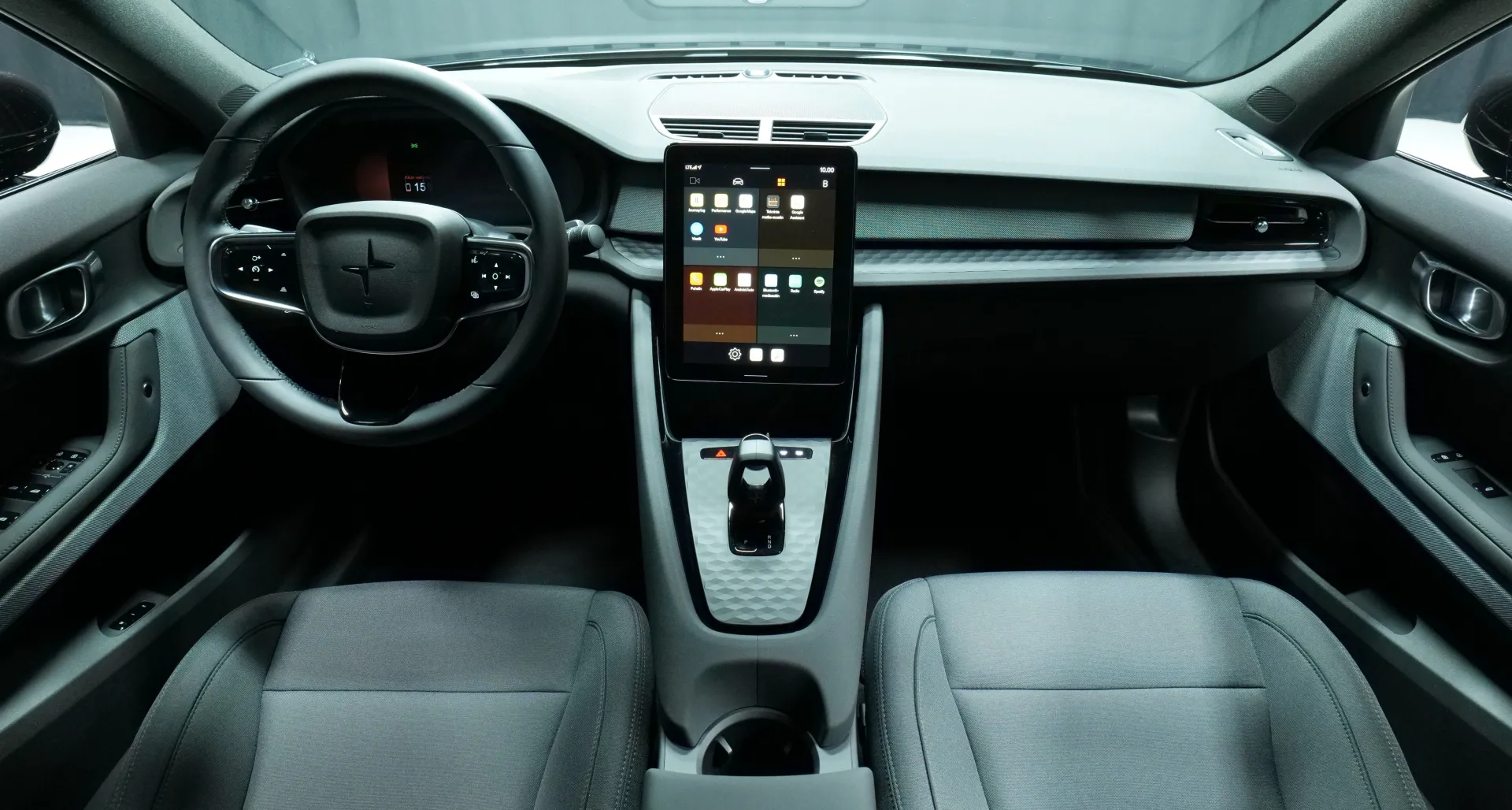 Autokuva 14 - MRB-588