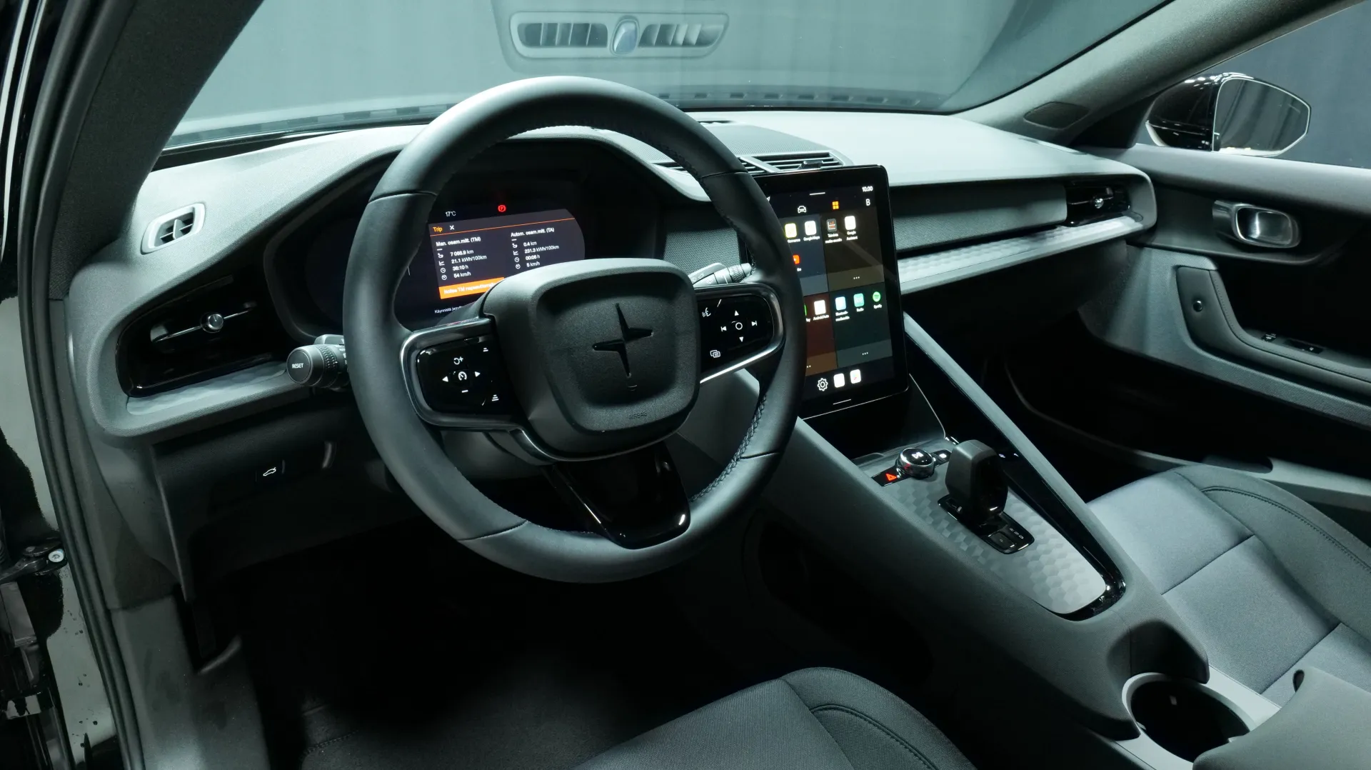 Autokuva 13 - MRB-588