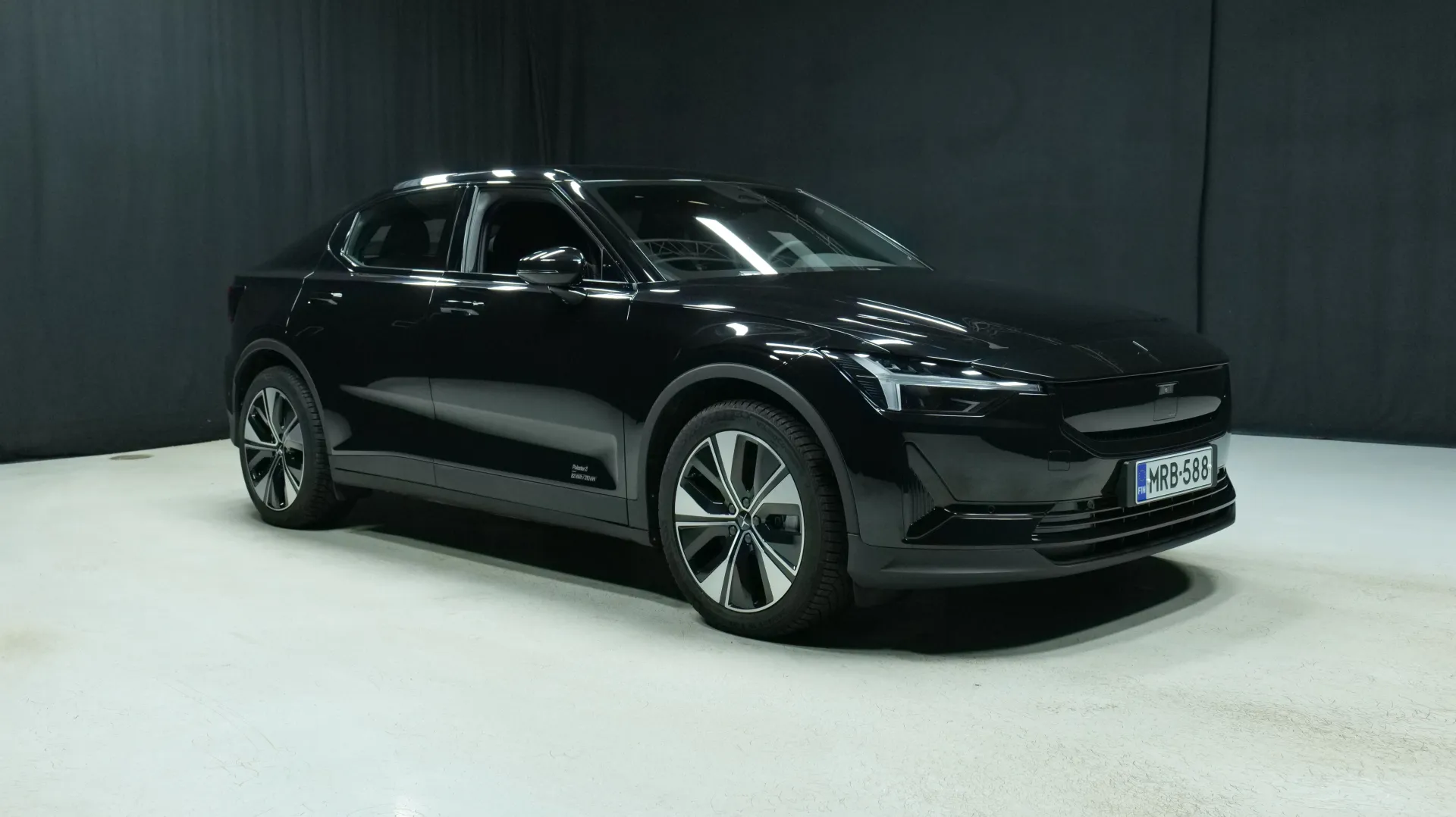 Autokuva 5 - MRB-588