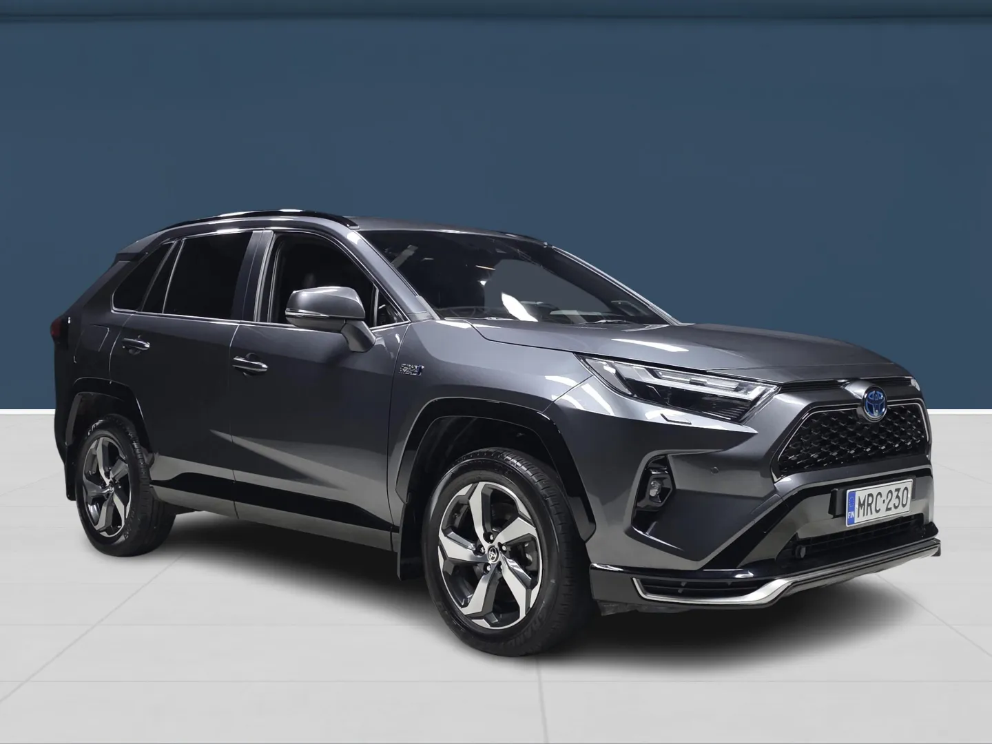 Autokuva 3 - MRC-230