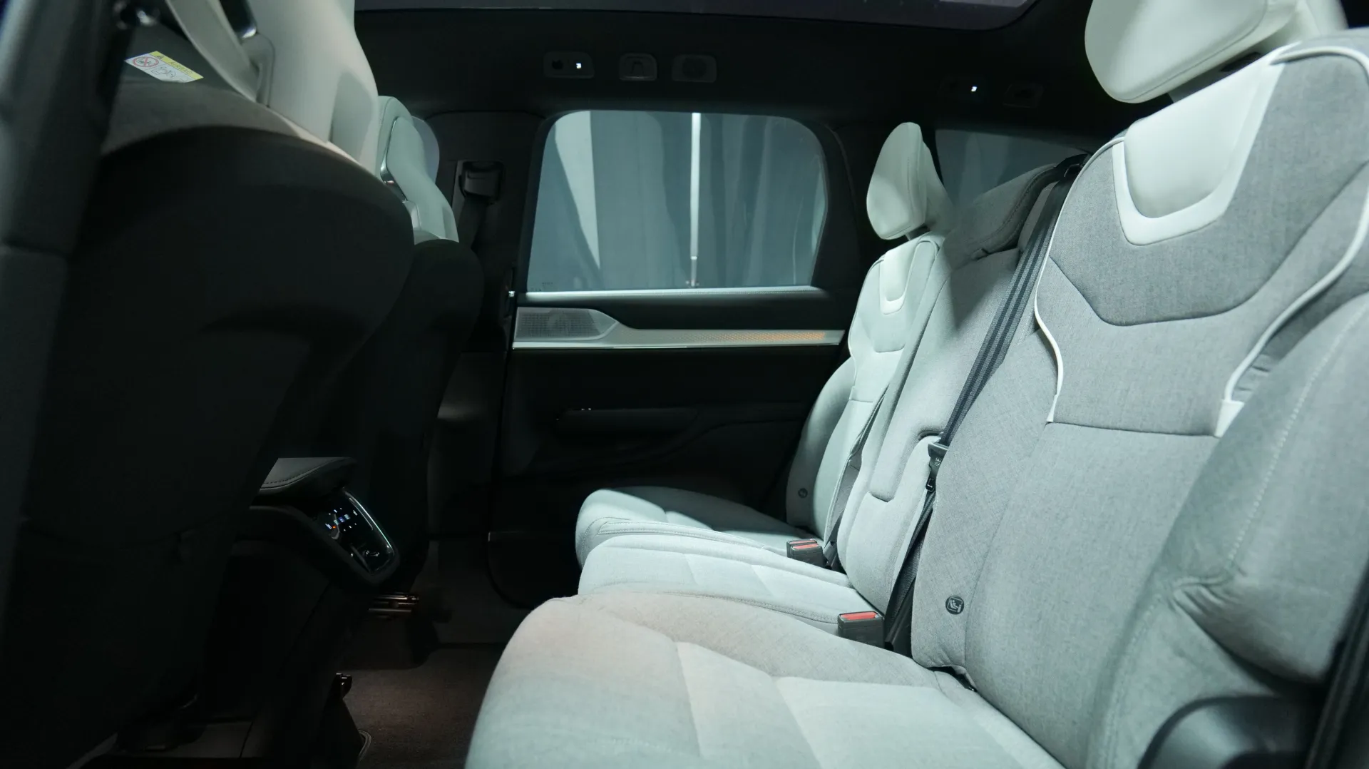 Autokuva 18 - MRC-517