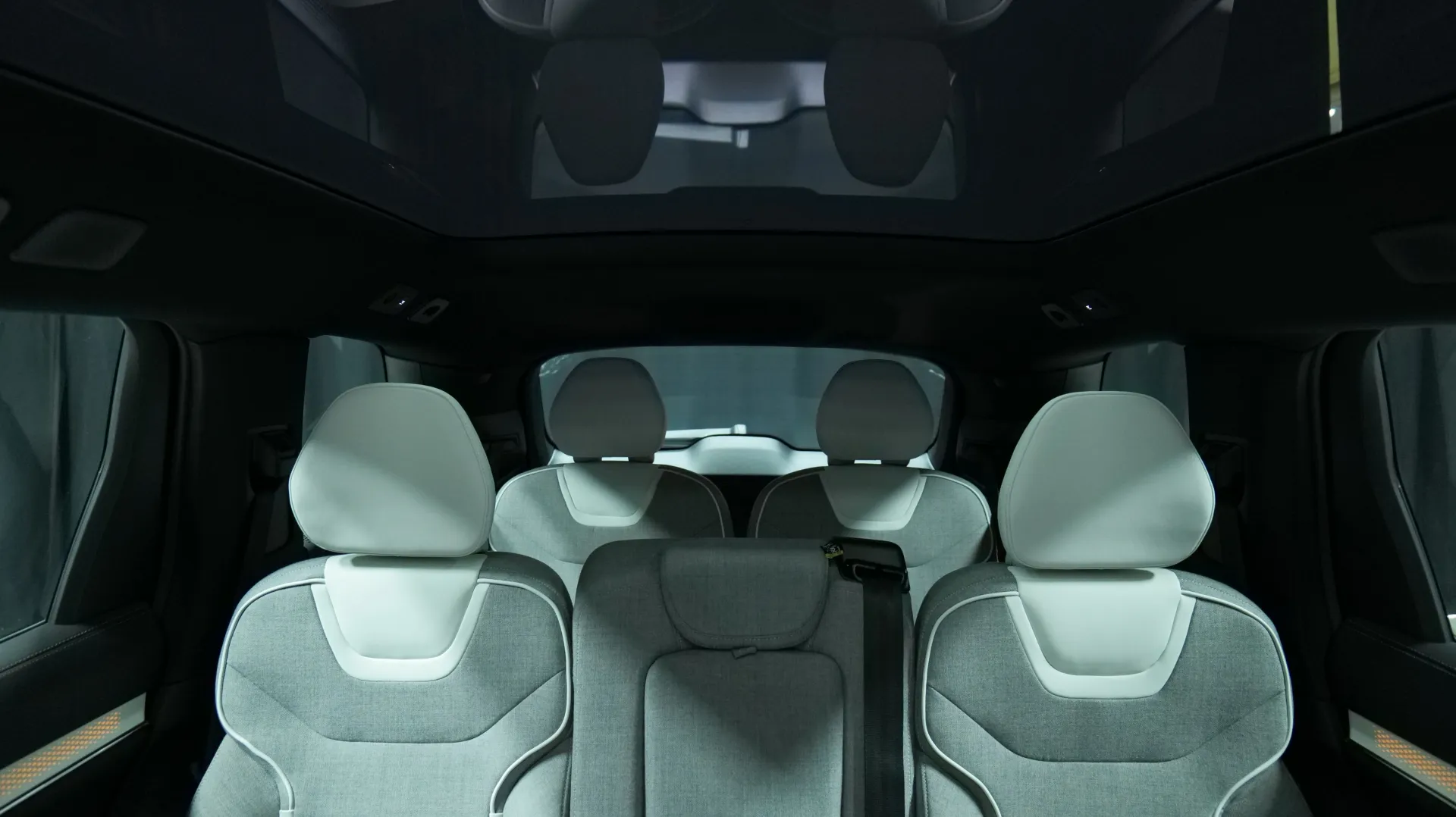 Autokuva 16 - MRC-517