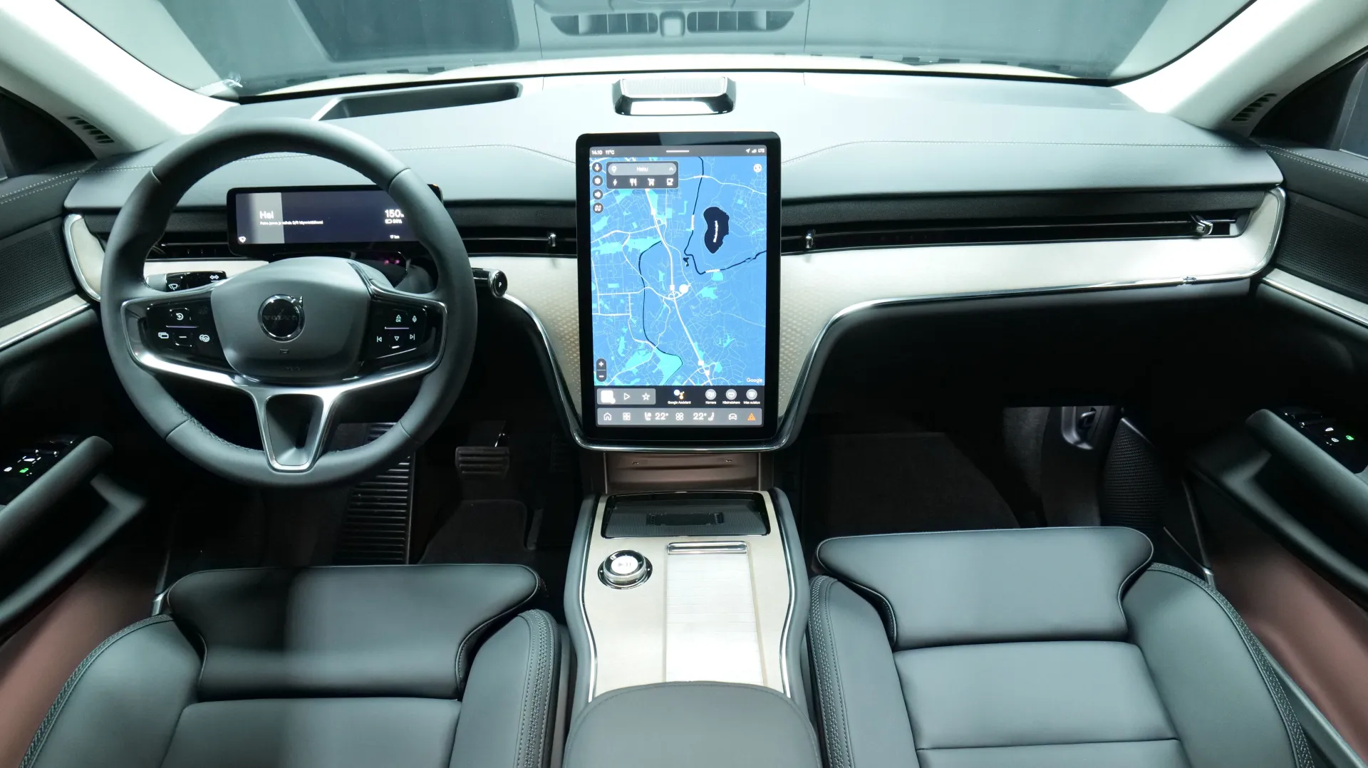 Autokuva 16 - MRC-526