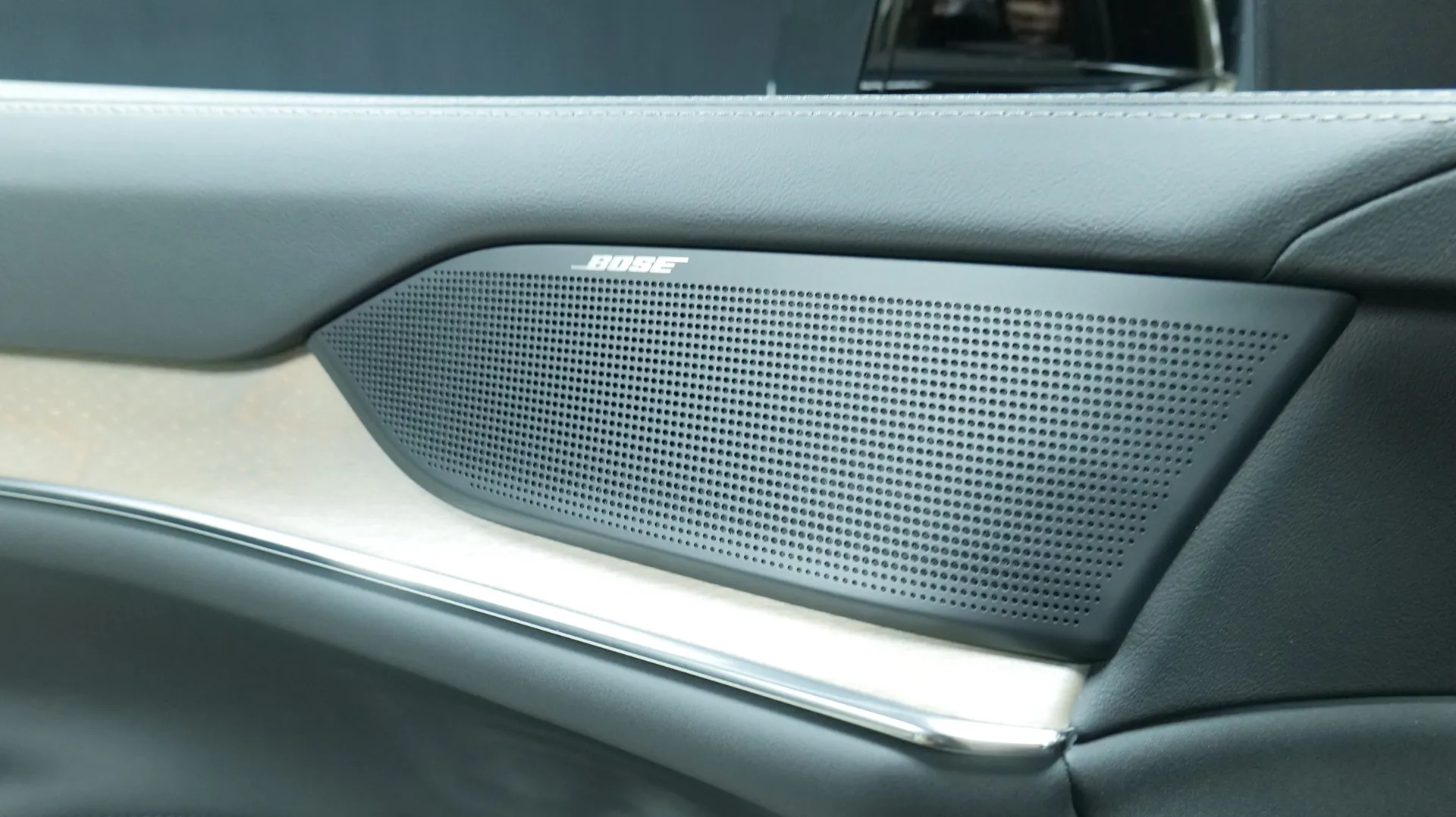 Autokuva 11 - MRC-526