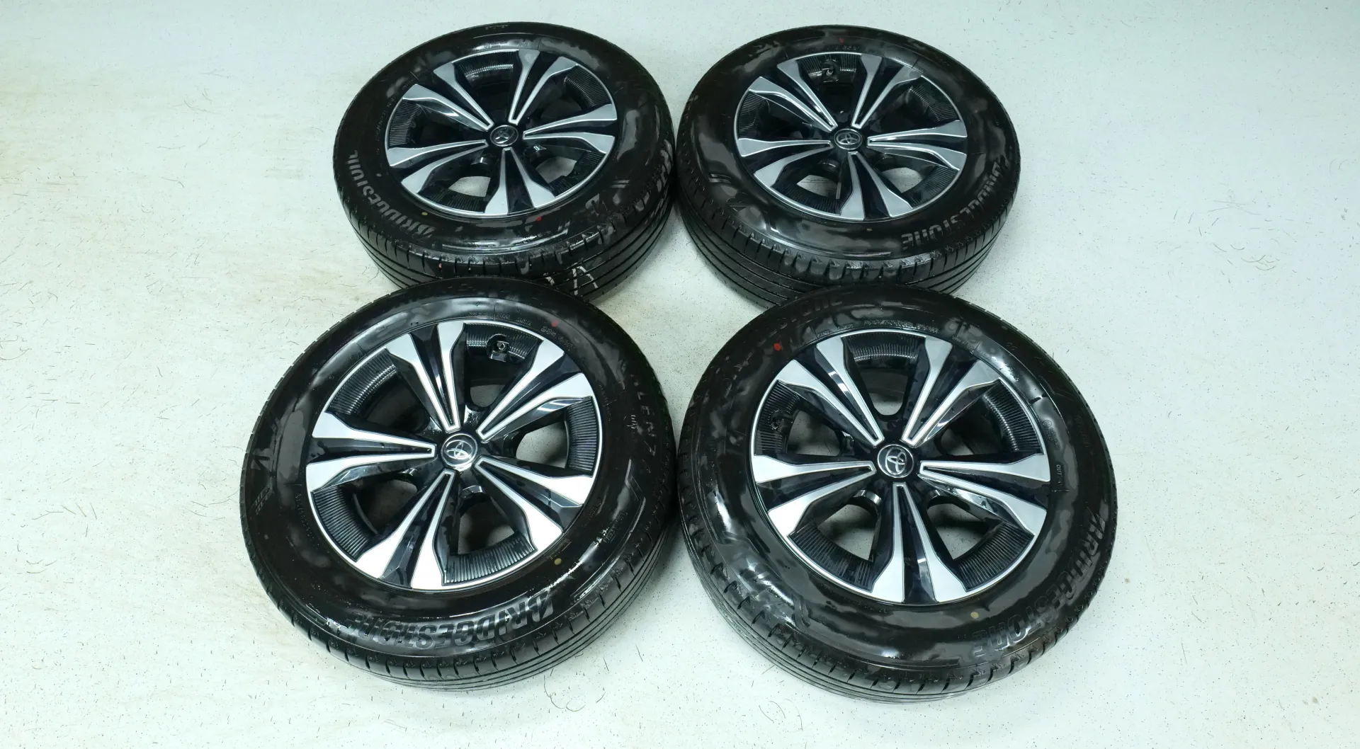 Autokuva 19 - MRL-690