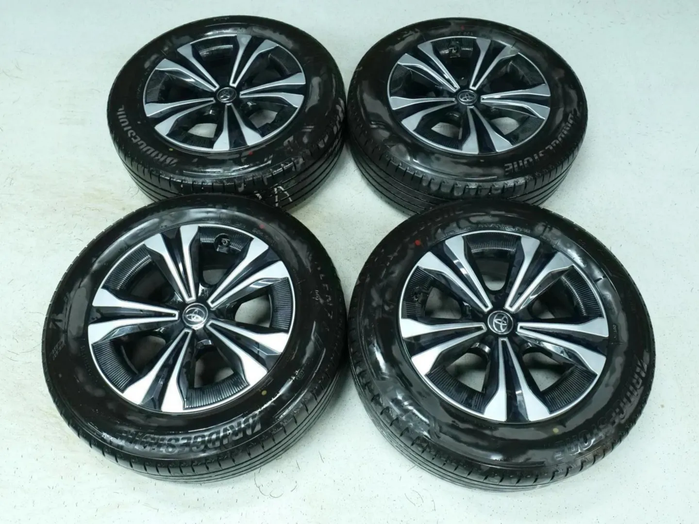Autokuva 15 - MRL-690
