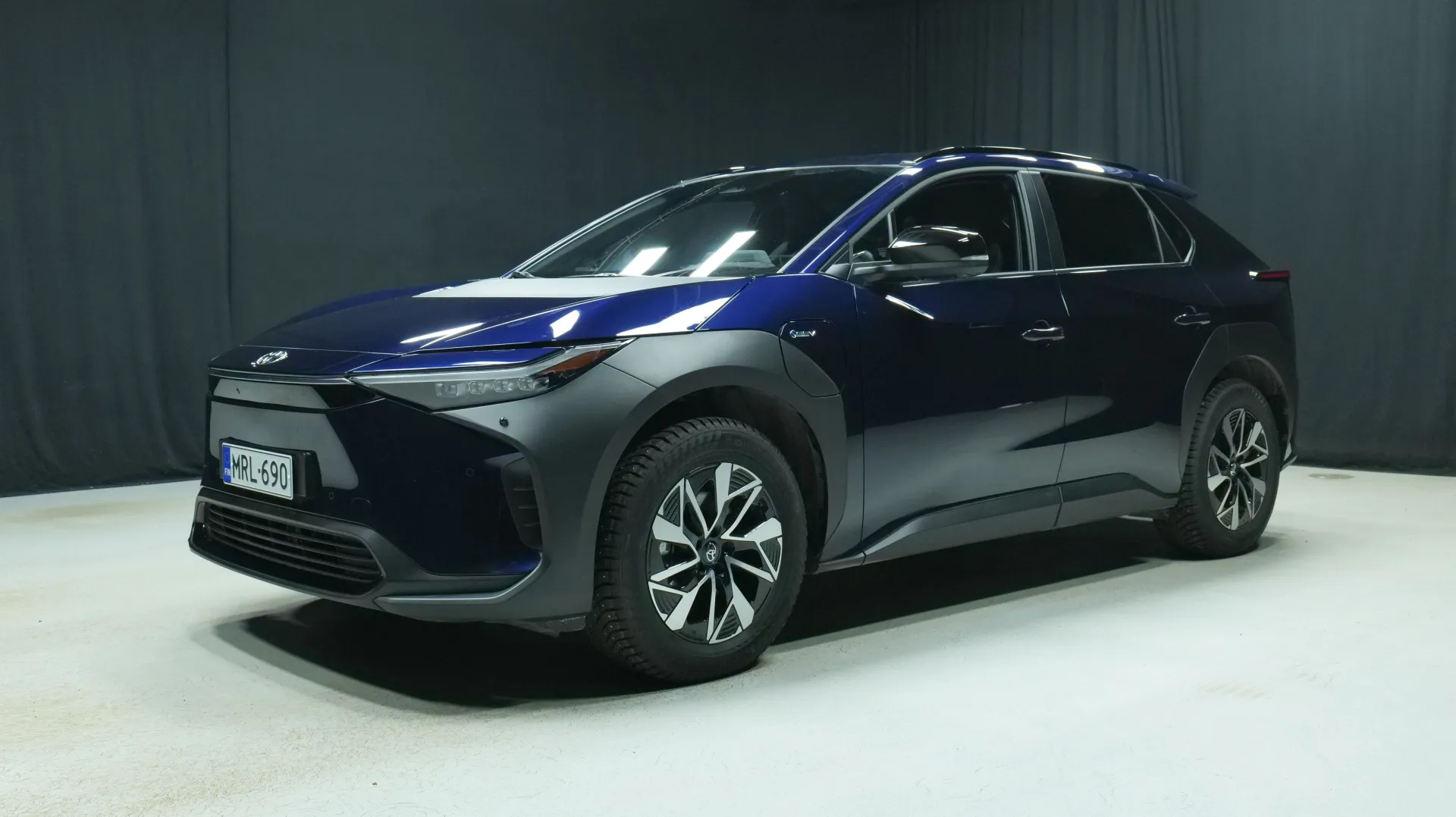 Autokuva 1 - MRL-690