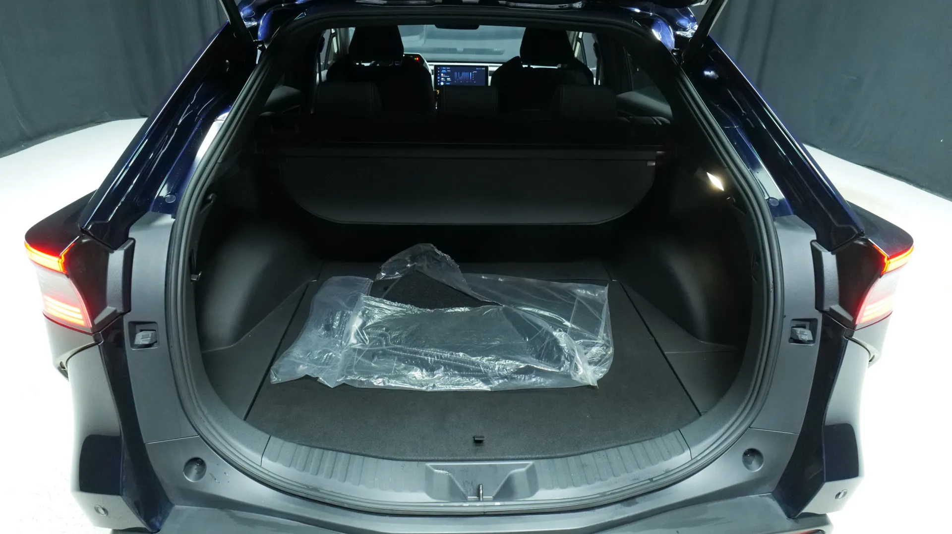 Autokuva 17 - MRL-690