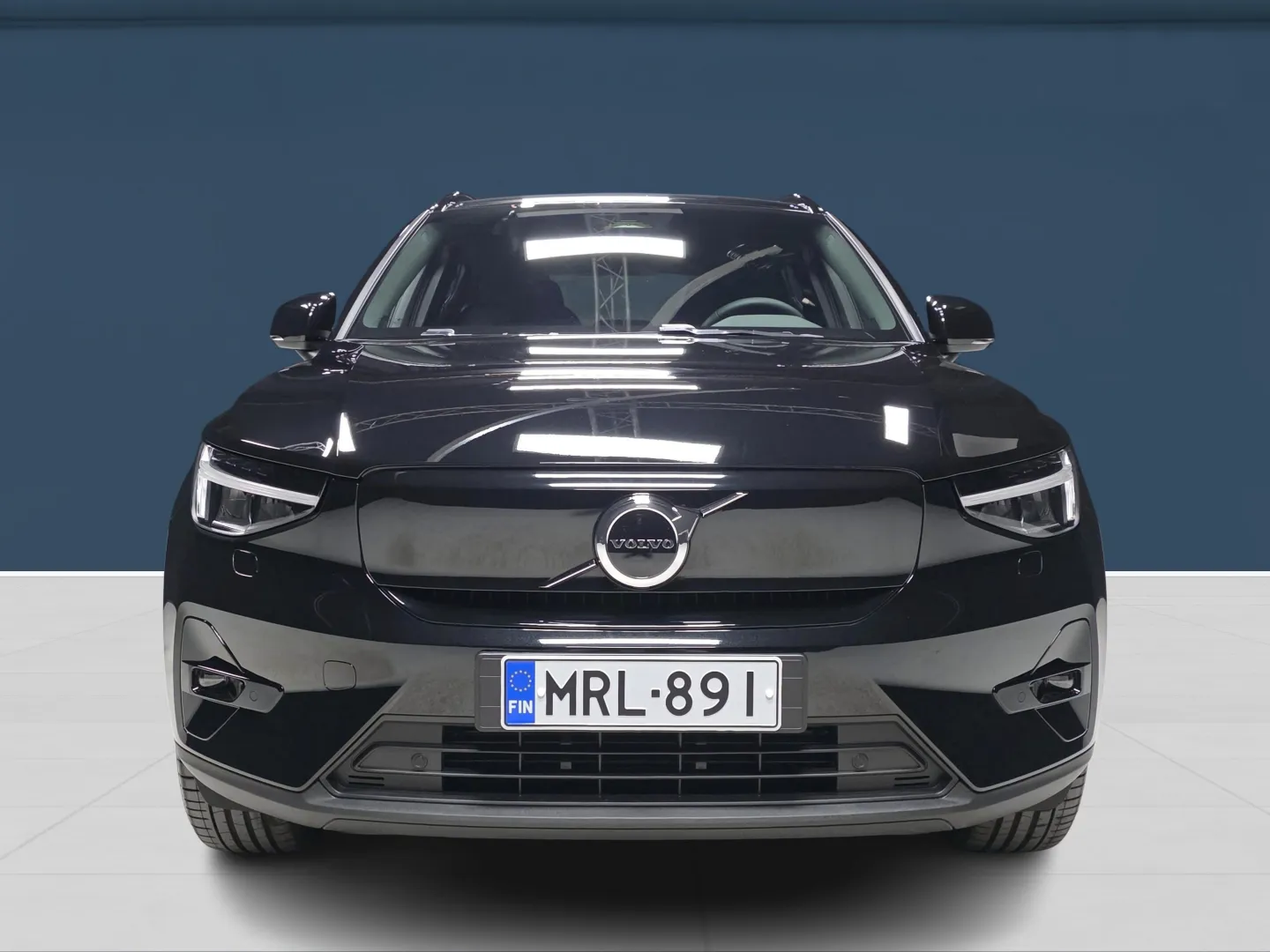 Autokuva 2 - MRL-891