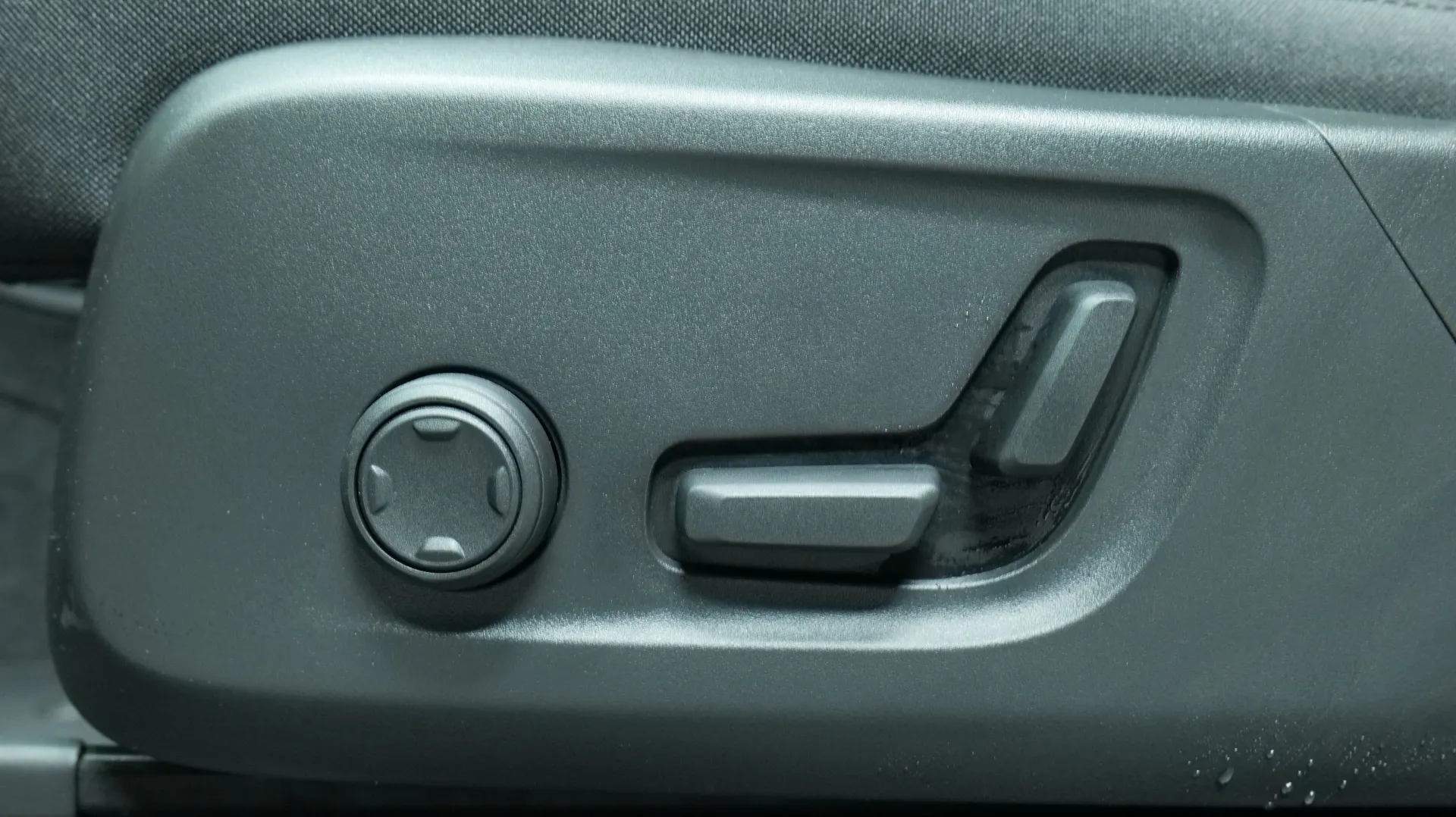 Autokuva 10 - MRL-891