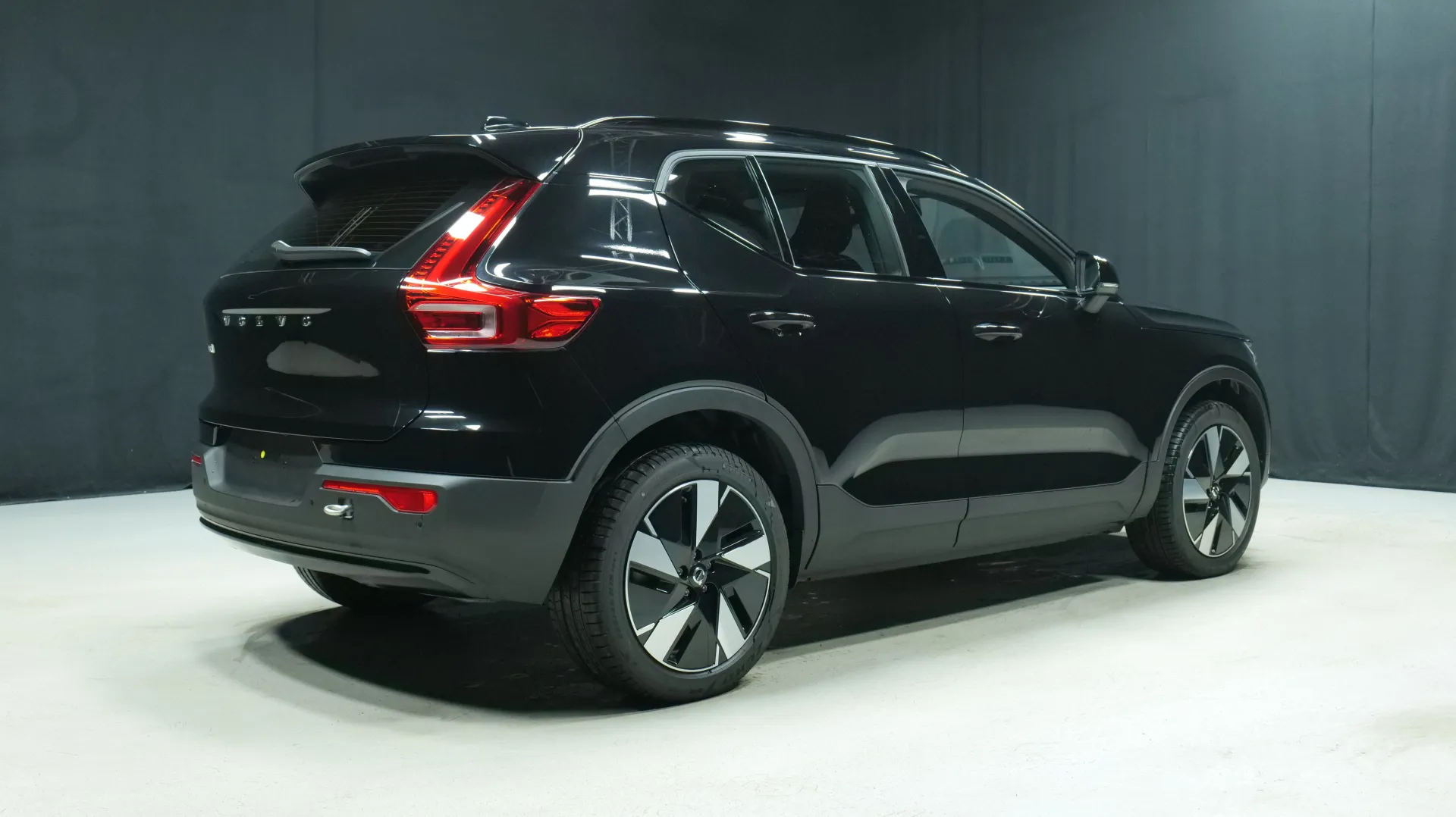 Autokuva 3 - MRL-891