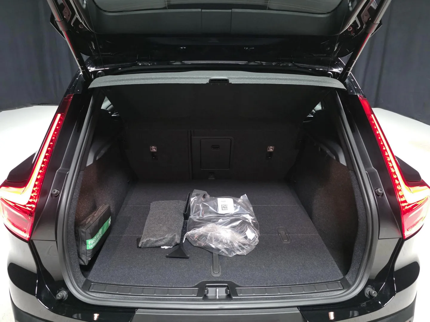 Autokuva 11 - MRL-891