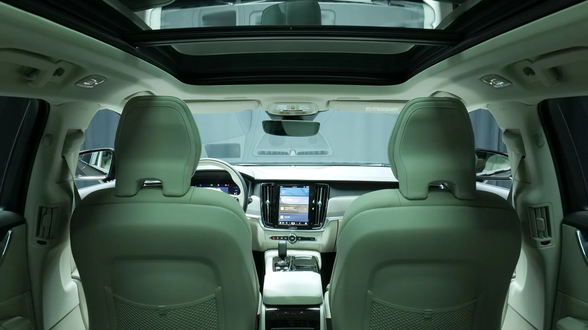 Autokuva 18 - MRM-325