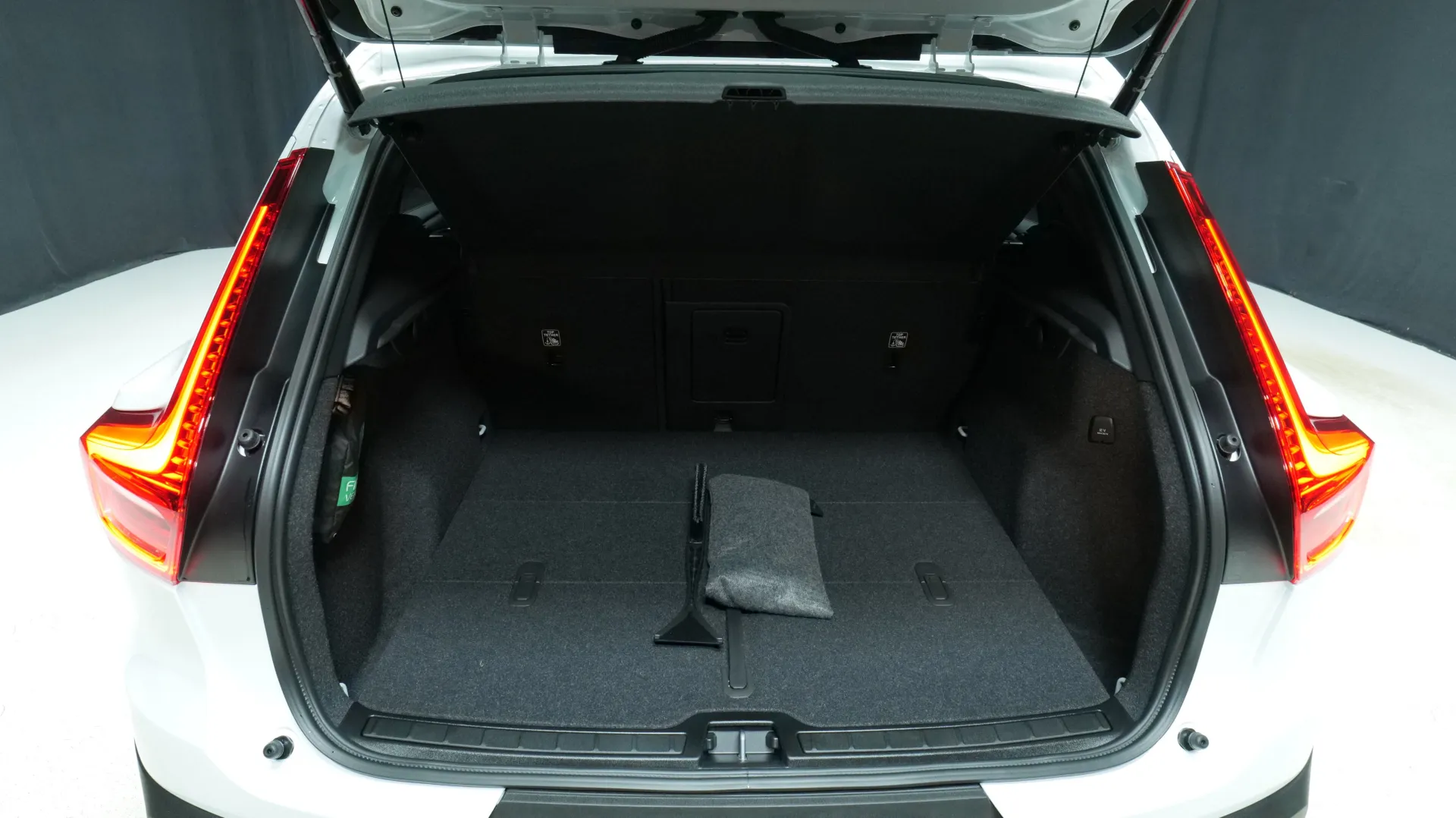 Autokuva 17 - MRO-184