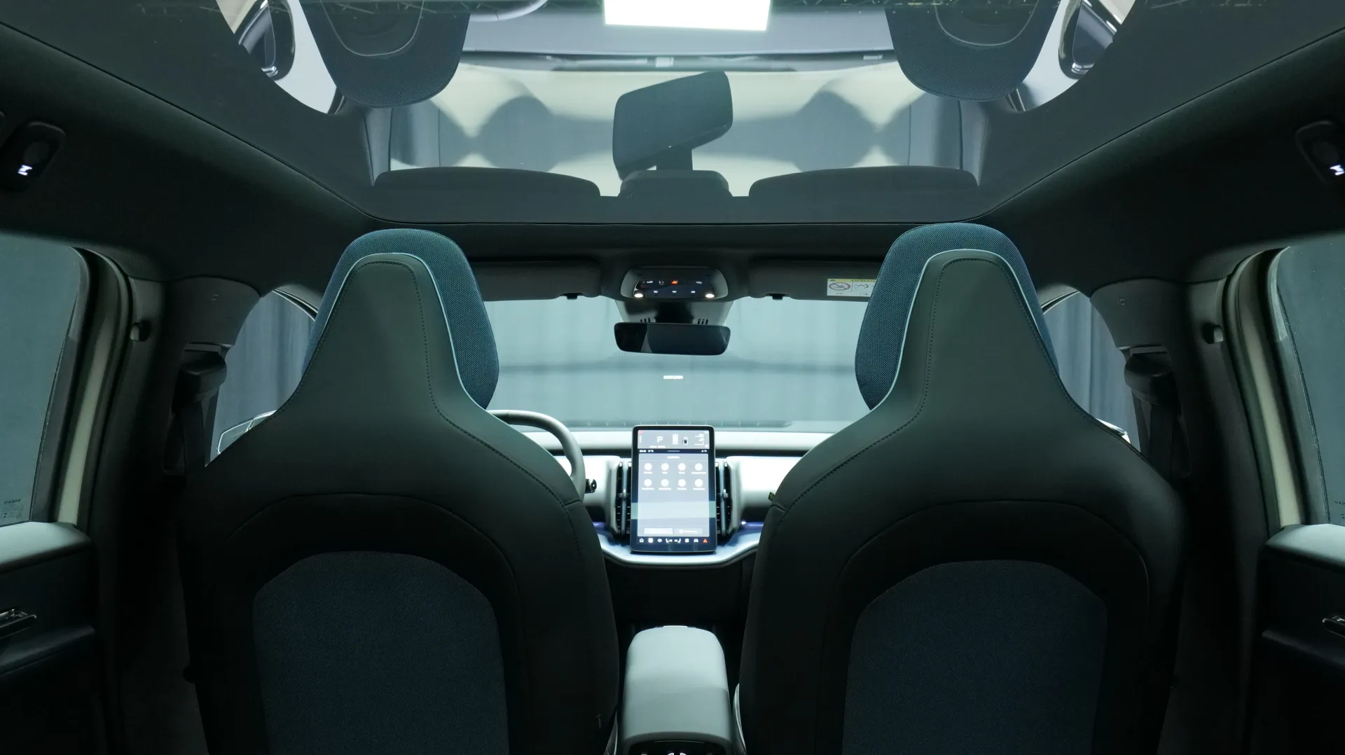 Autokuva 16 - MRS-581