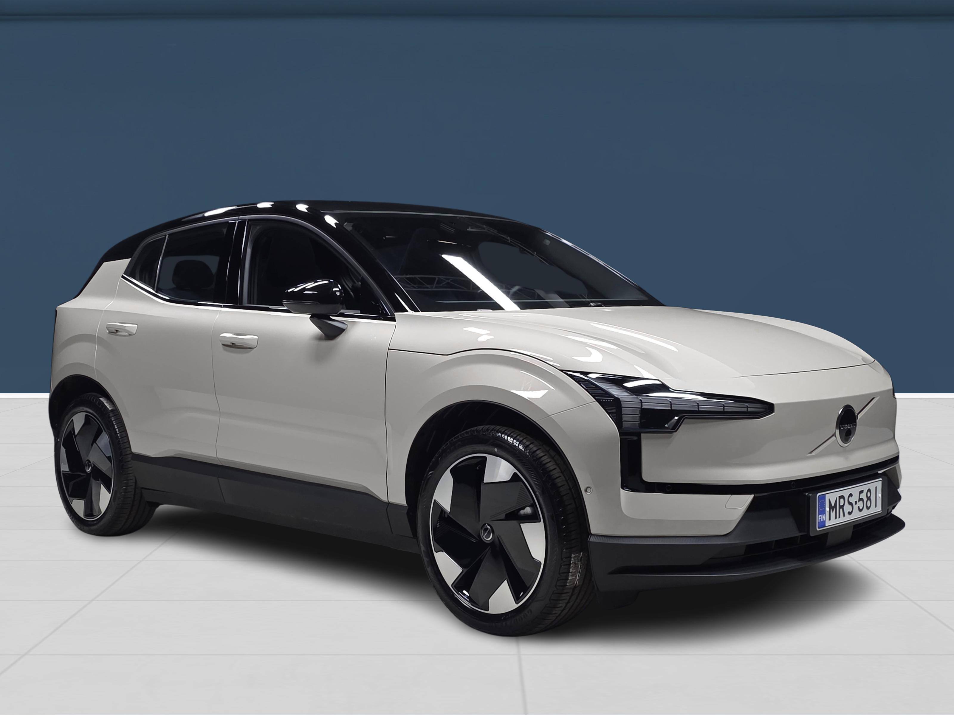 Volvo EX30 Twin Performance Ultra 2026, kuva 3/17