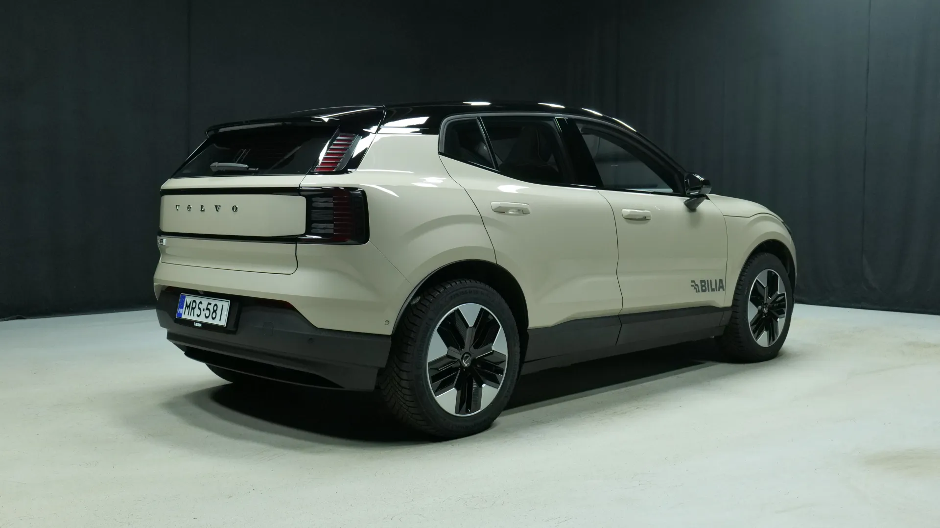 Autokuva 3 - MRS-581