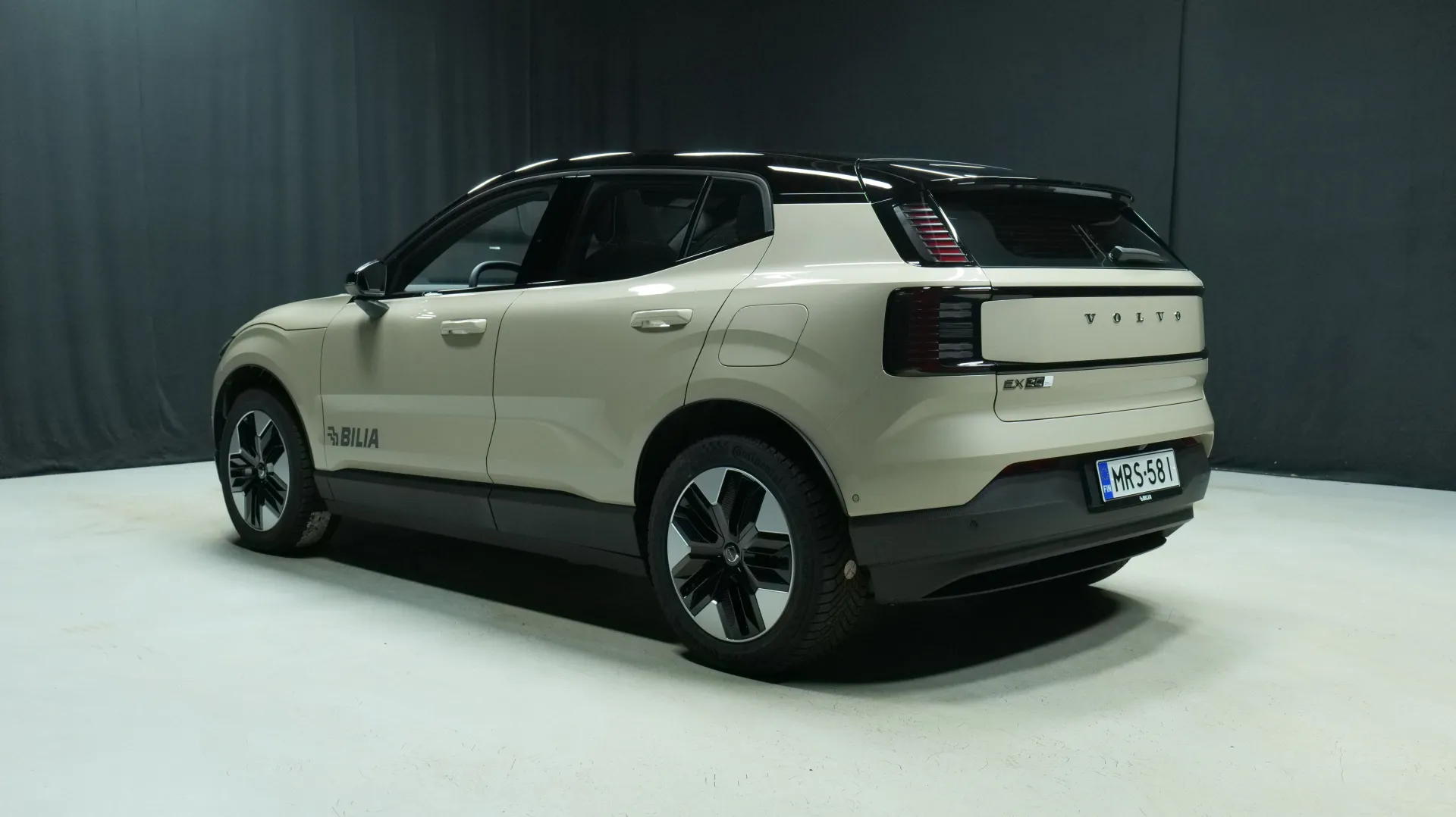 Autokuva 2 - MRS-581