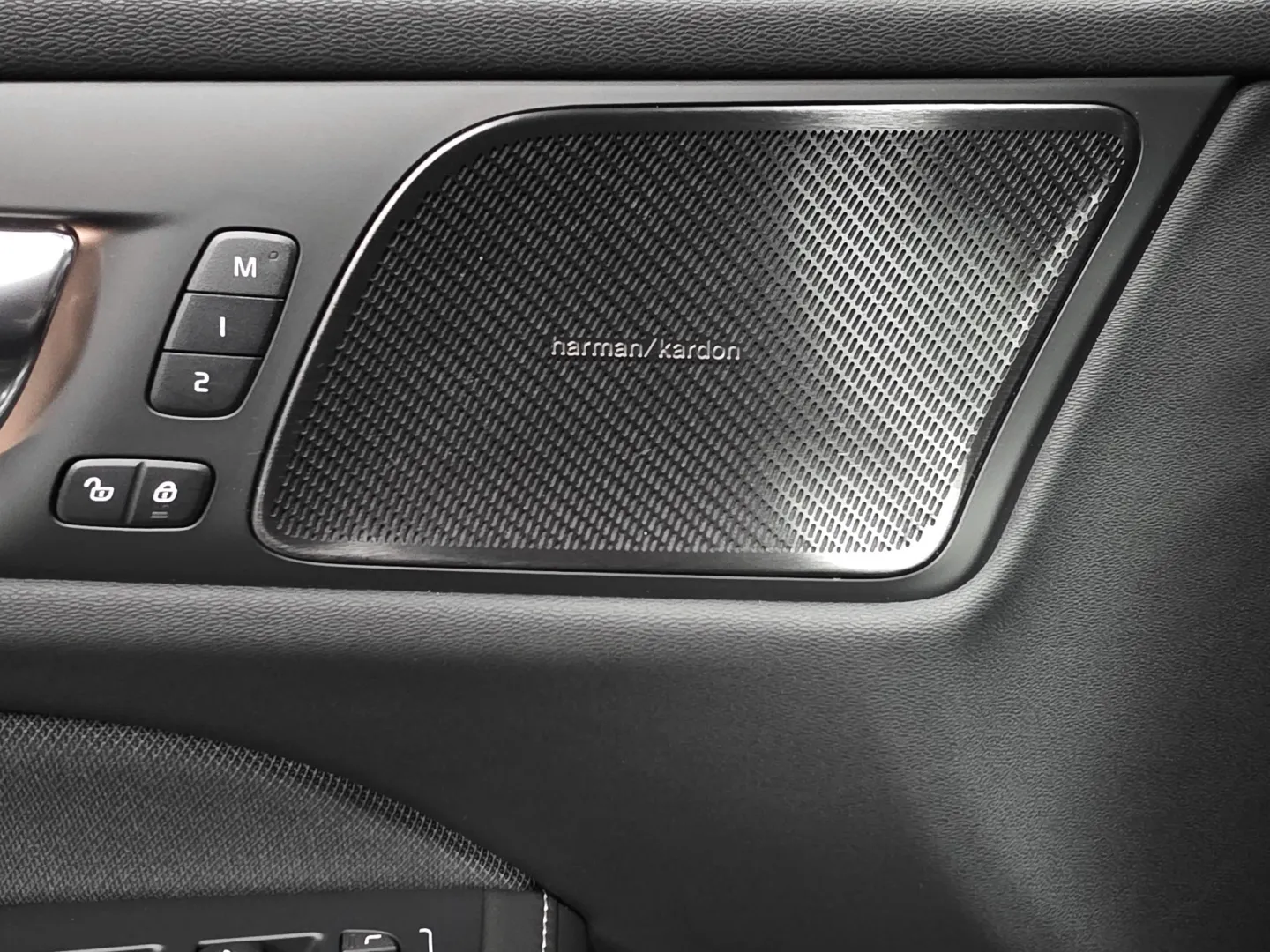 Autokuva 14 - MRS-594