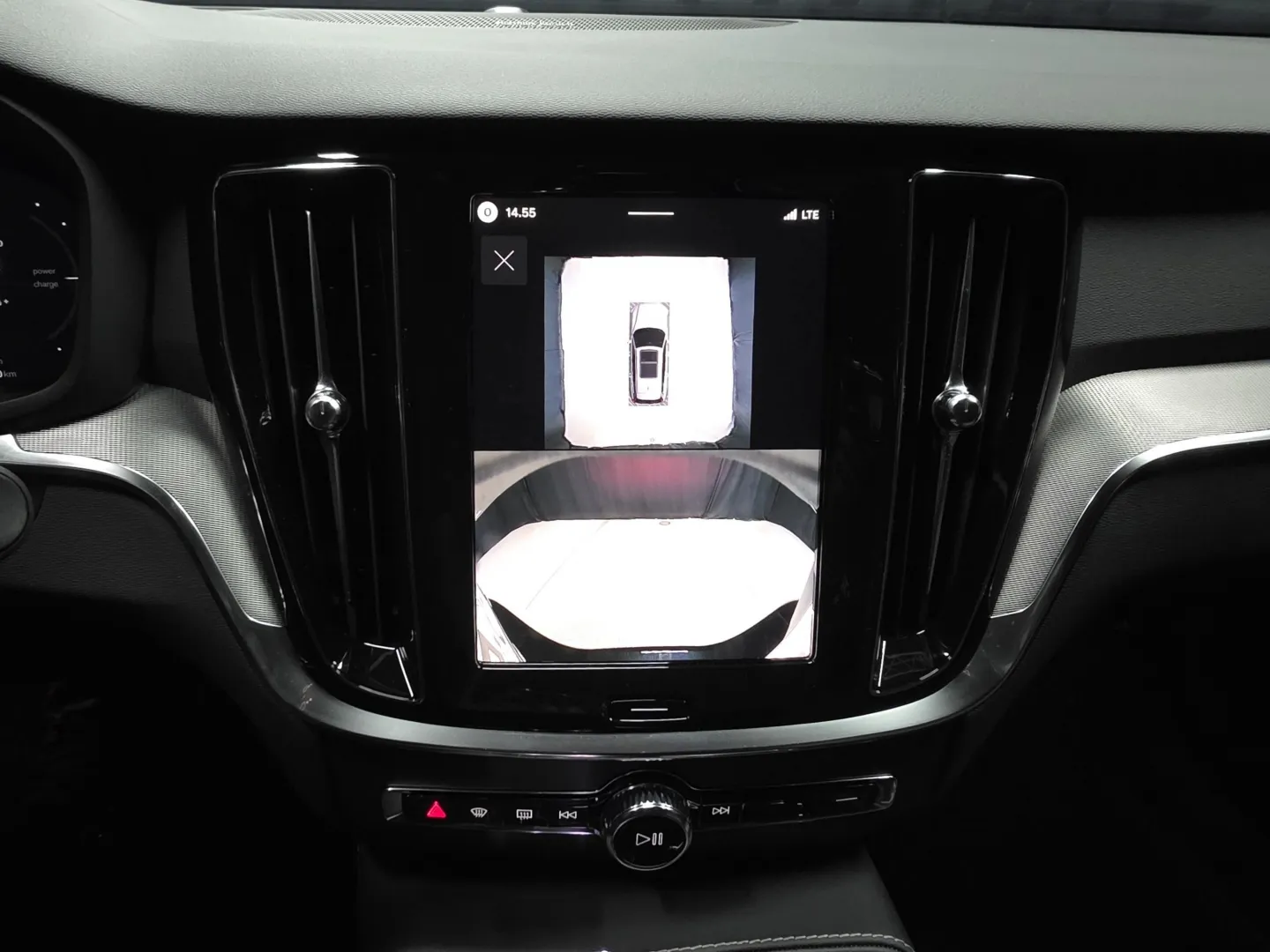 Autokuva 12 - MRS-594