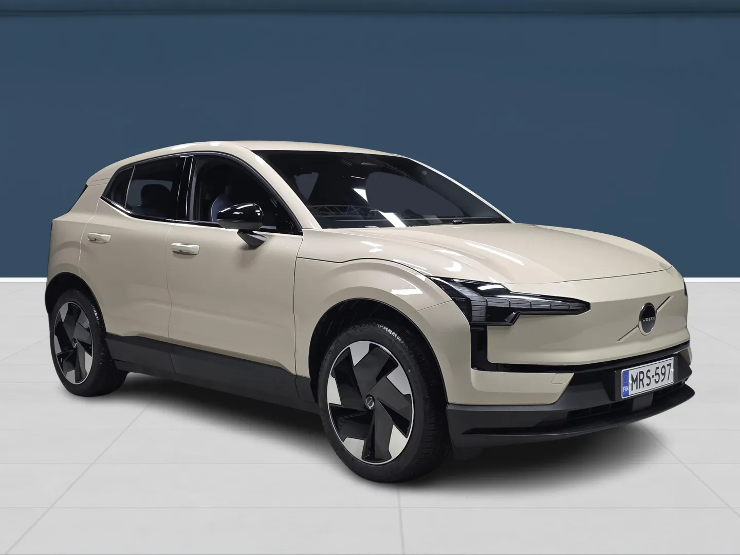 Autokuva 3 - MRS-597