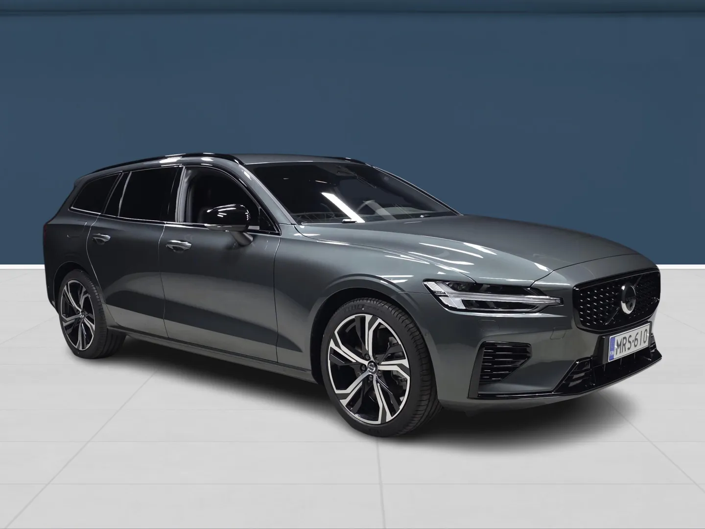 Autokuva 3 - MRS-610