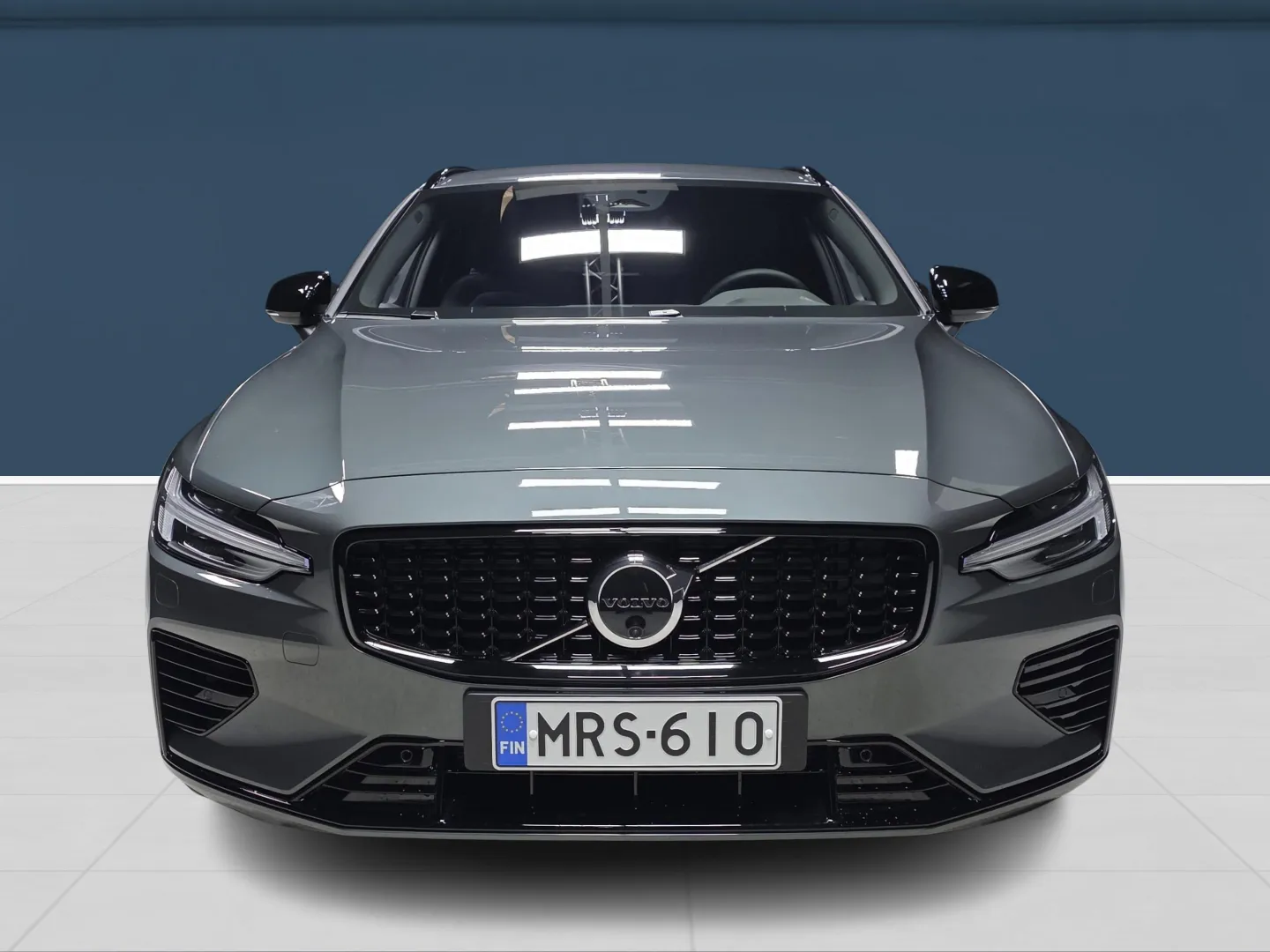 Autokuva 2 - MRS-610