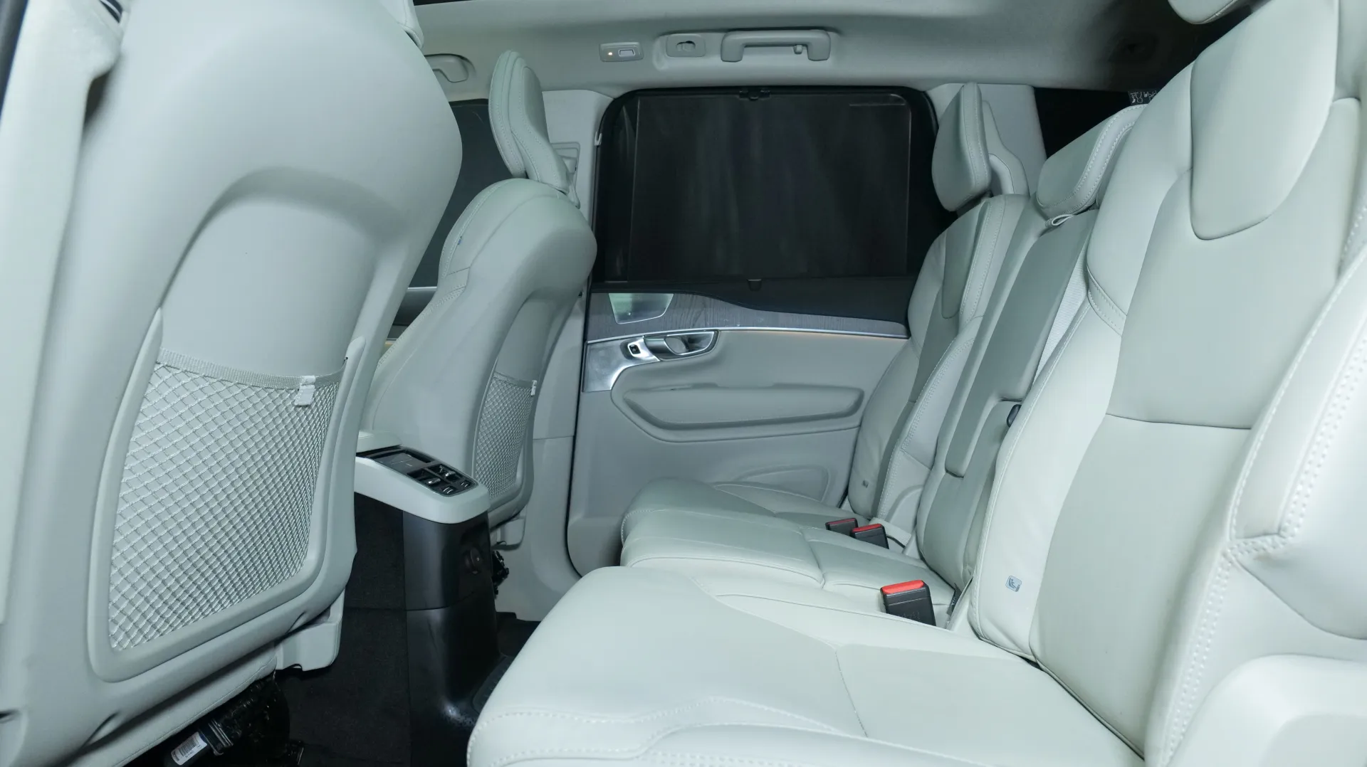 Autokuva 16 - MVJ-643