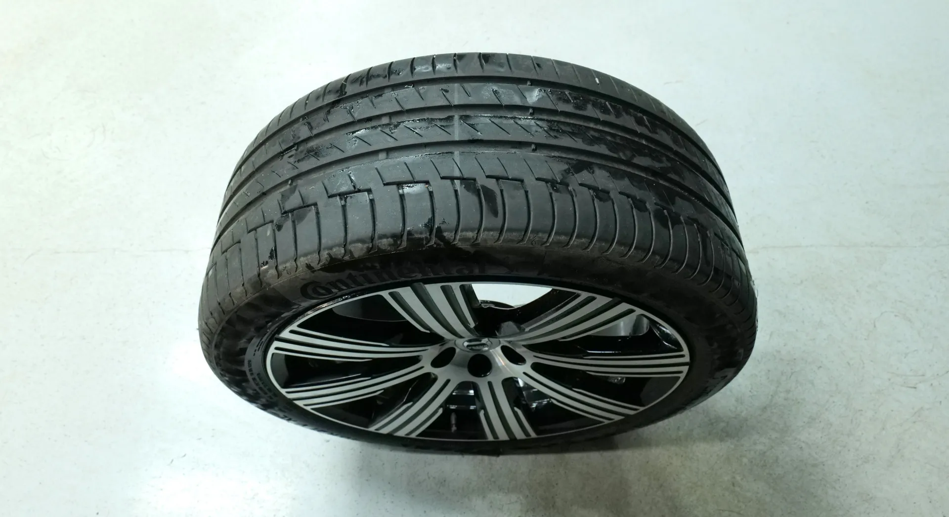 Autokuva 21 - MVJ-643