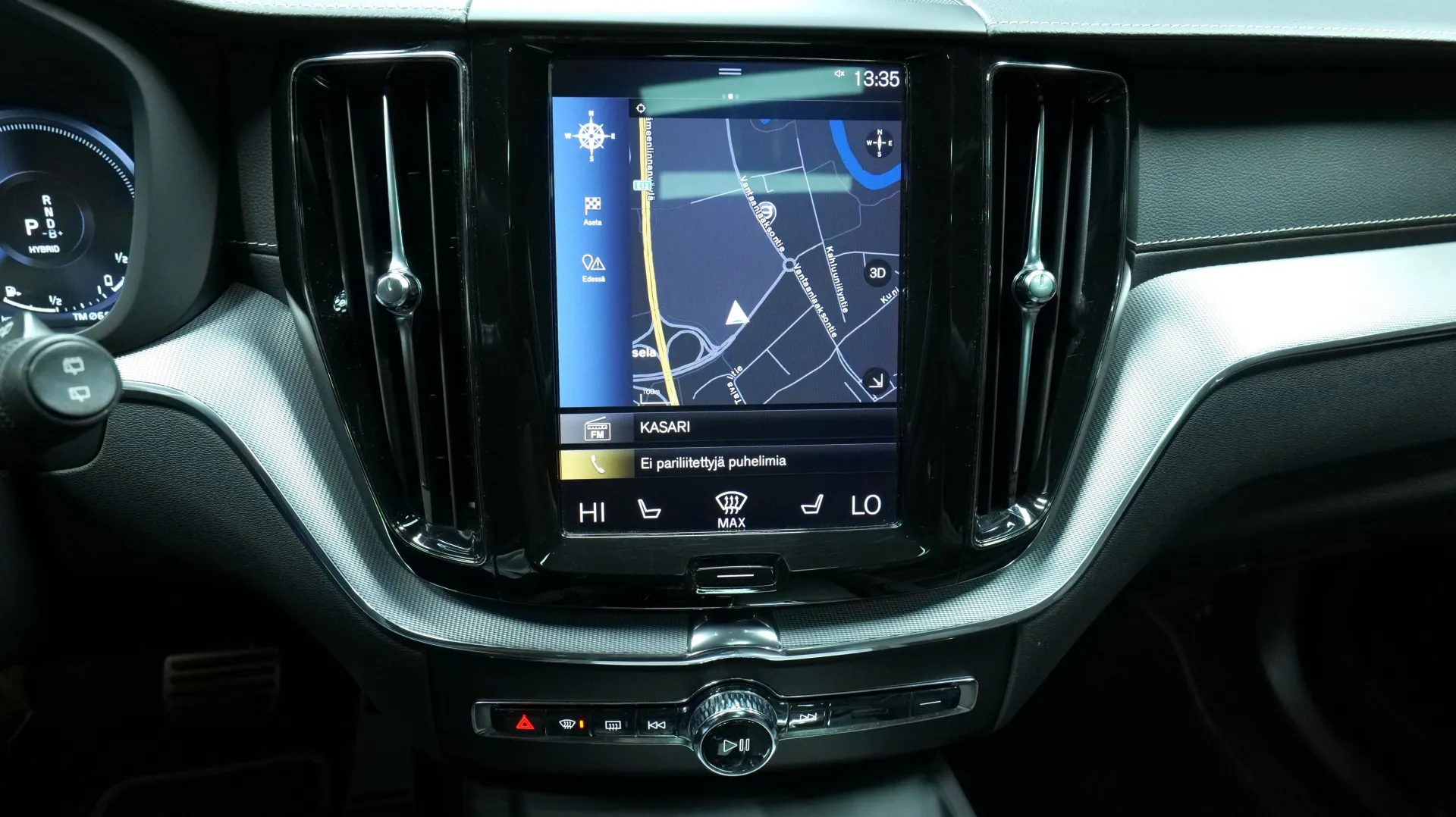 Autokuva 7 - MYS-970