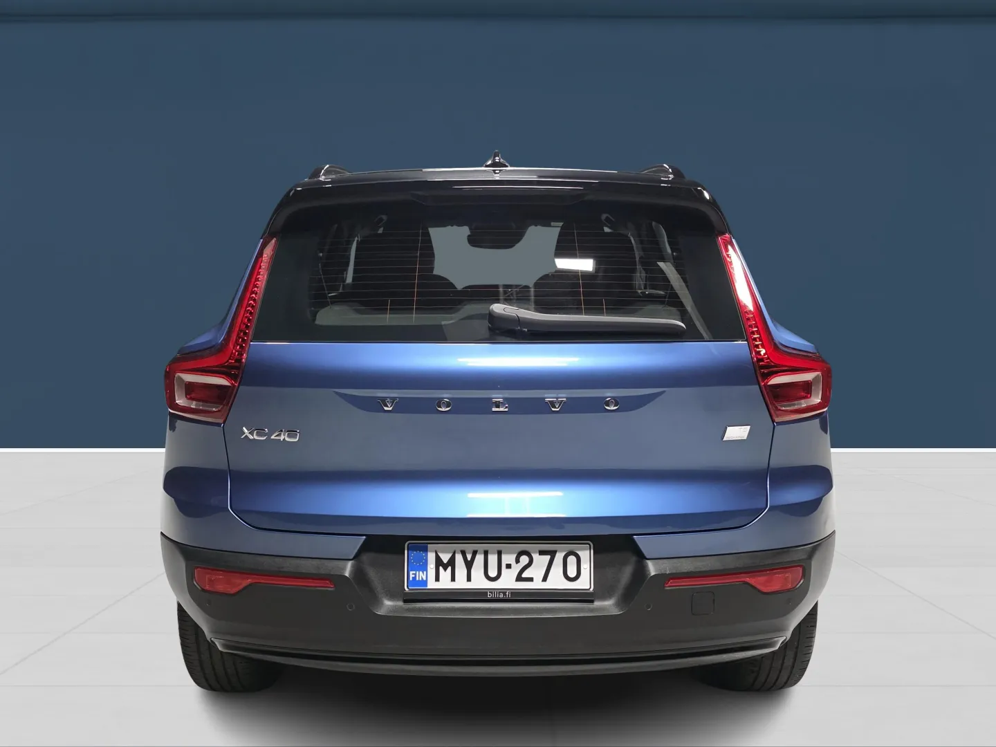 Autokuva 5 - MYU-270