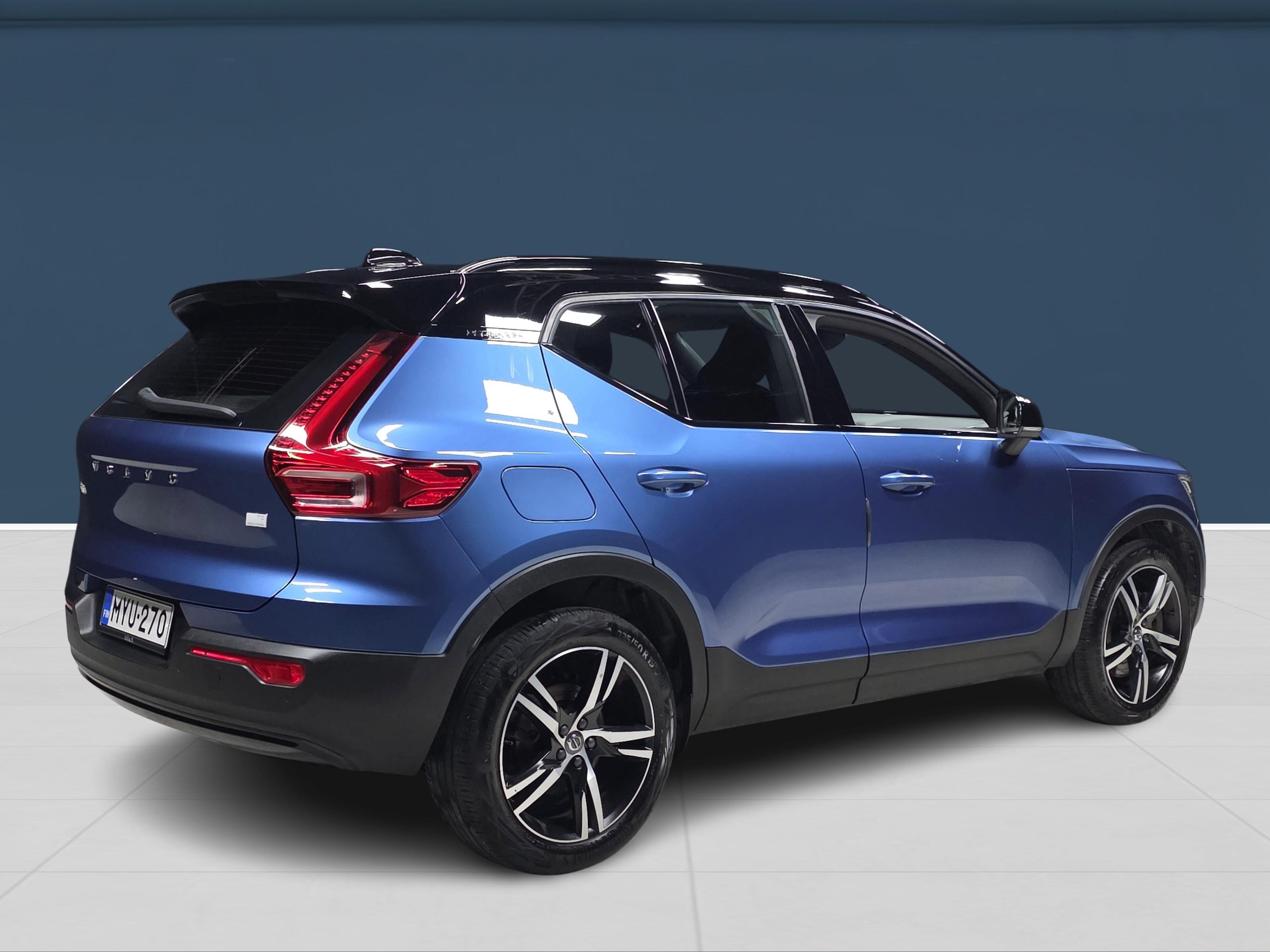 Volvo XC40 2021, photo 4/18