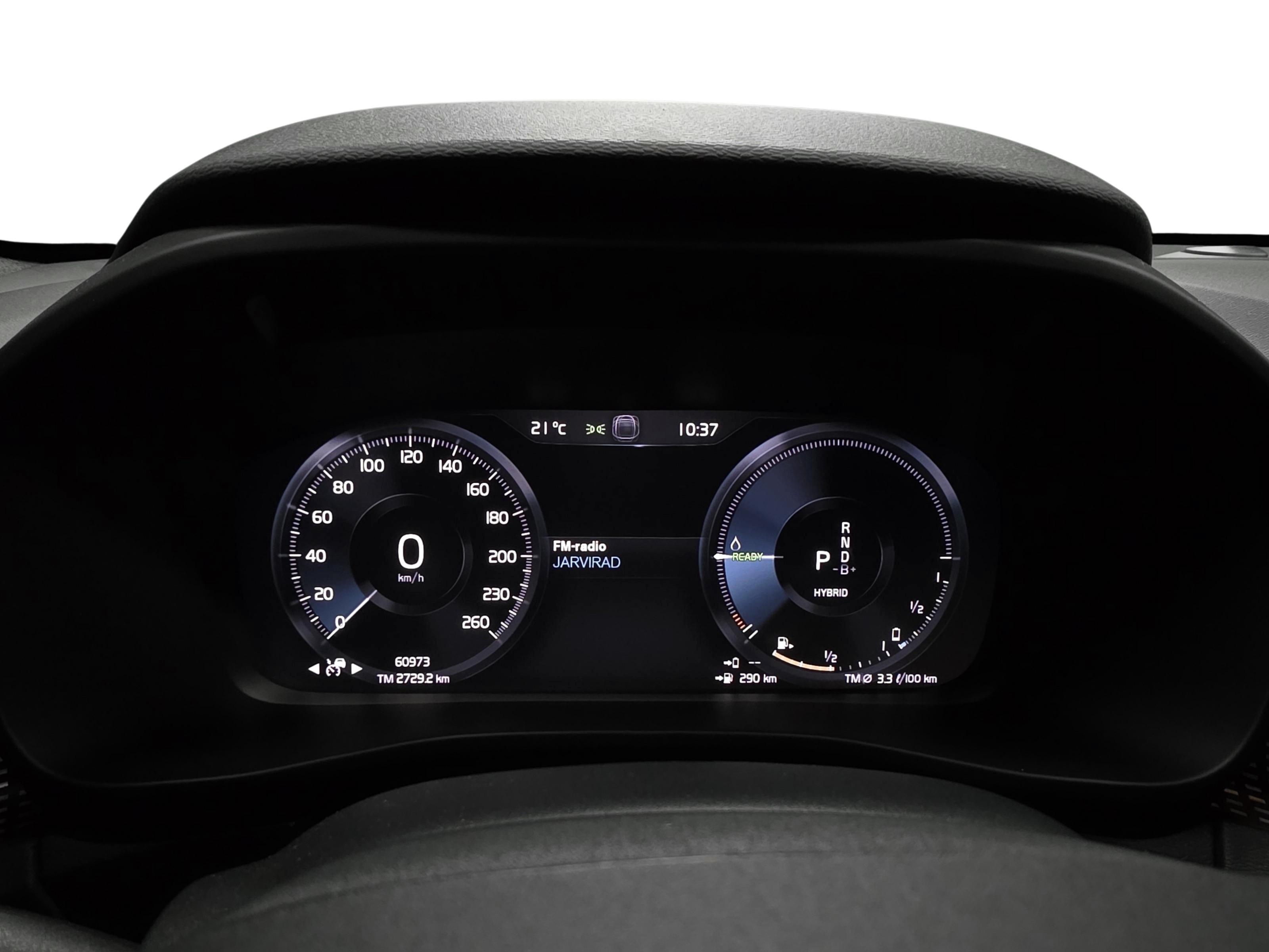 Volvo XC40 2021, photo 7/18