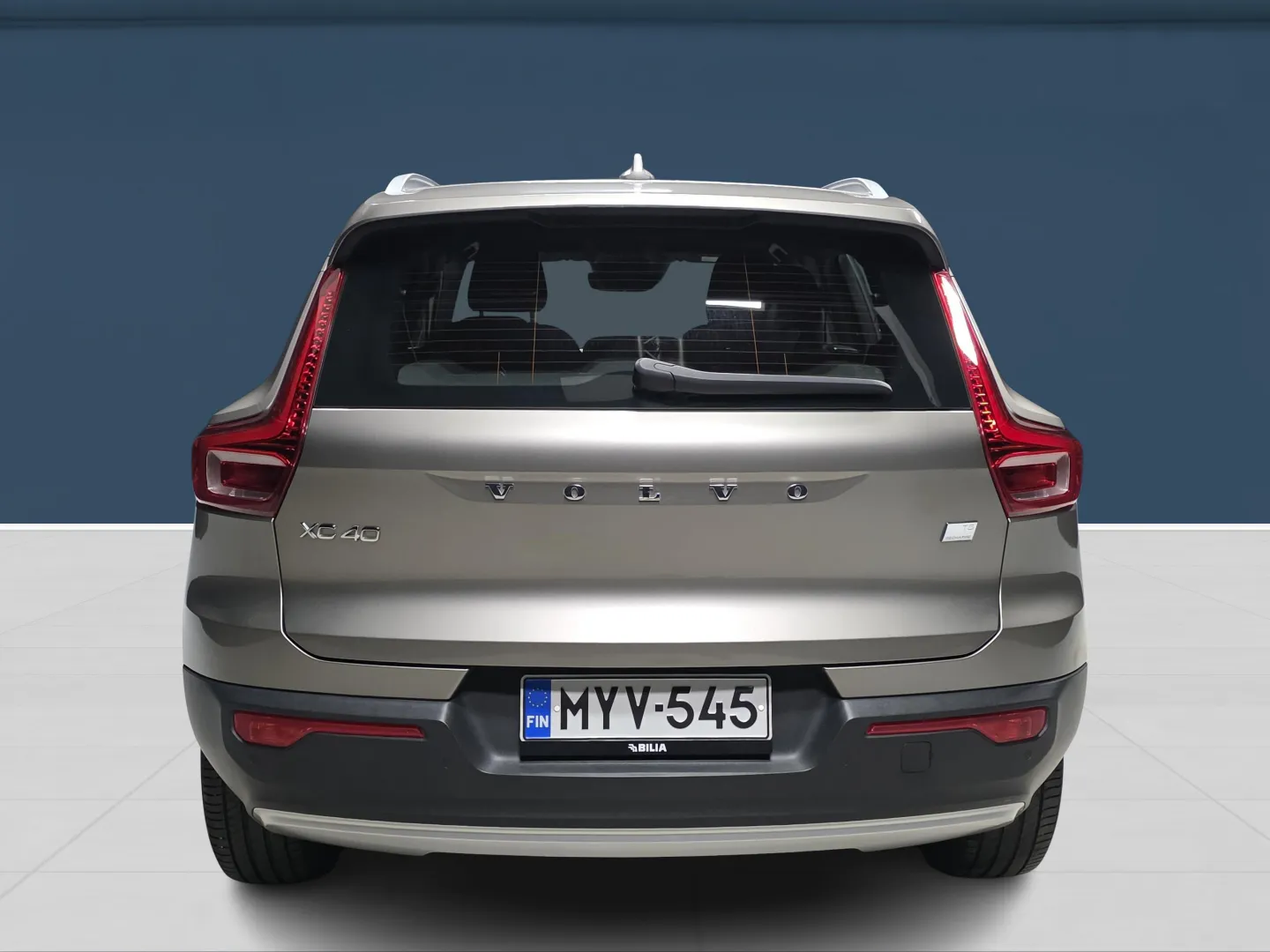 Autokuva 5 - MYV-545