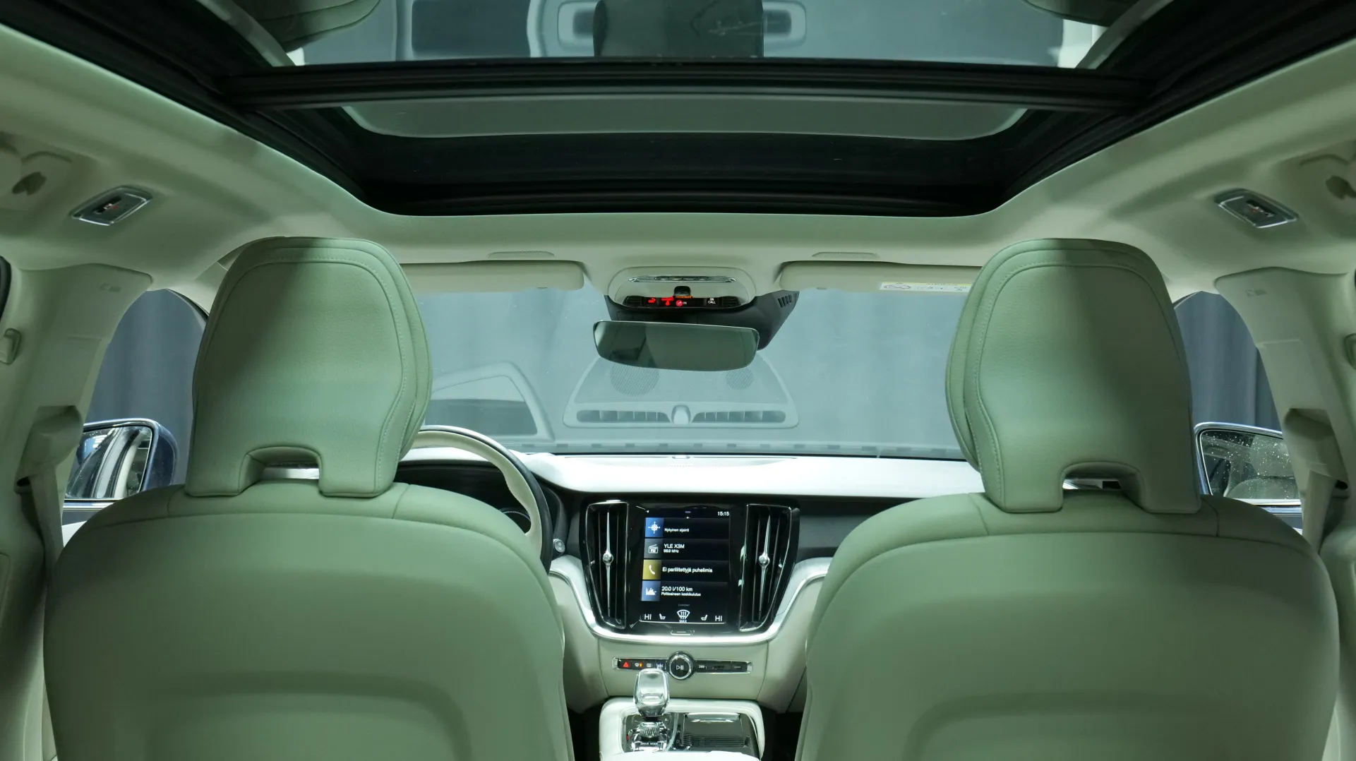 Autokuva 19 - MYX-598