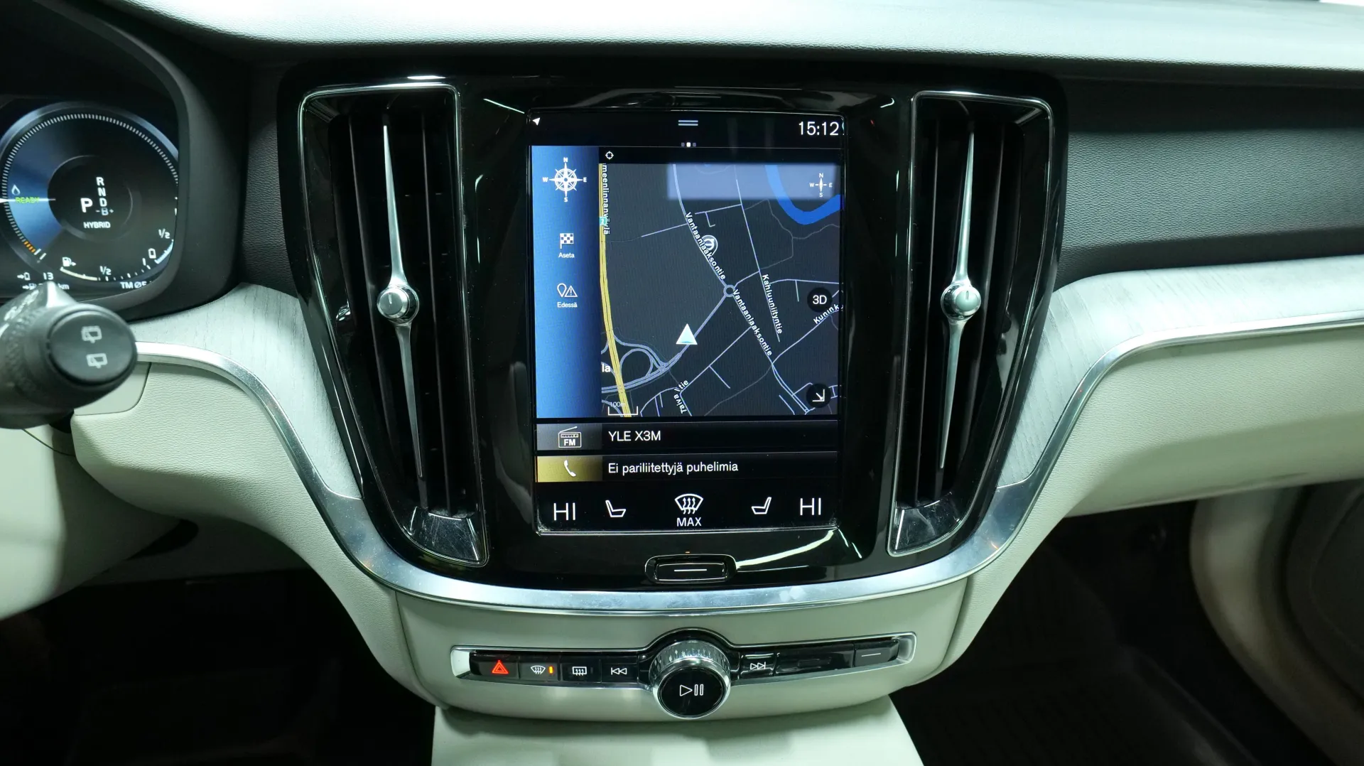 Autokuva 7 - MYX-598