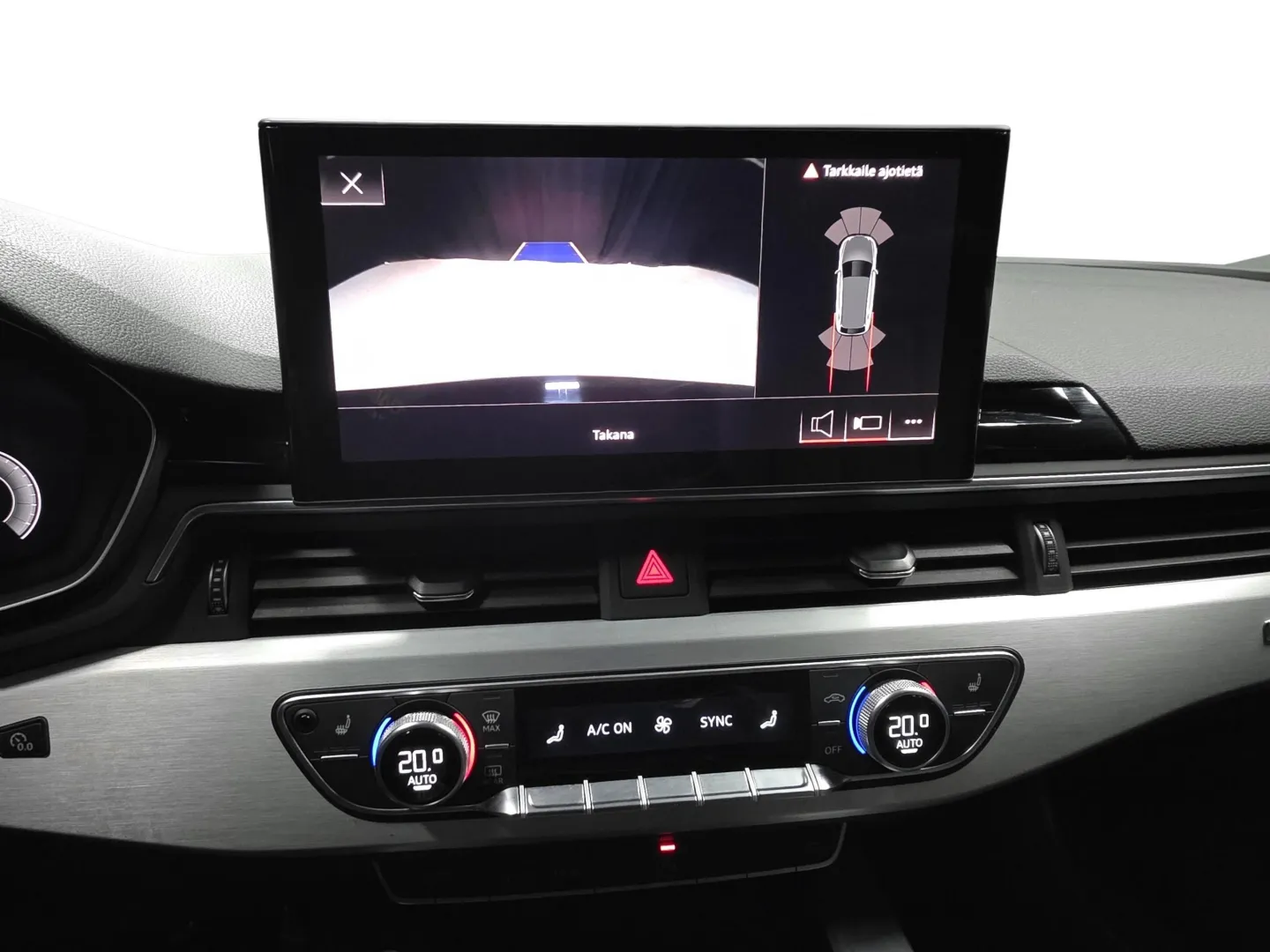 Autokuva 13 - MYX-620