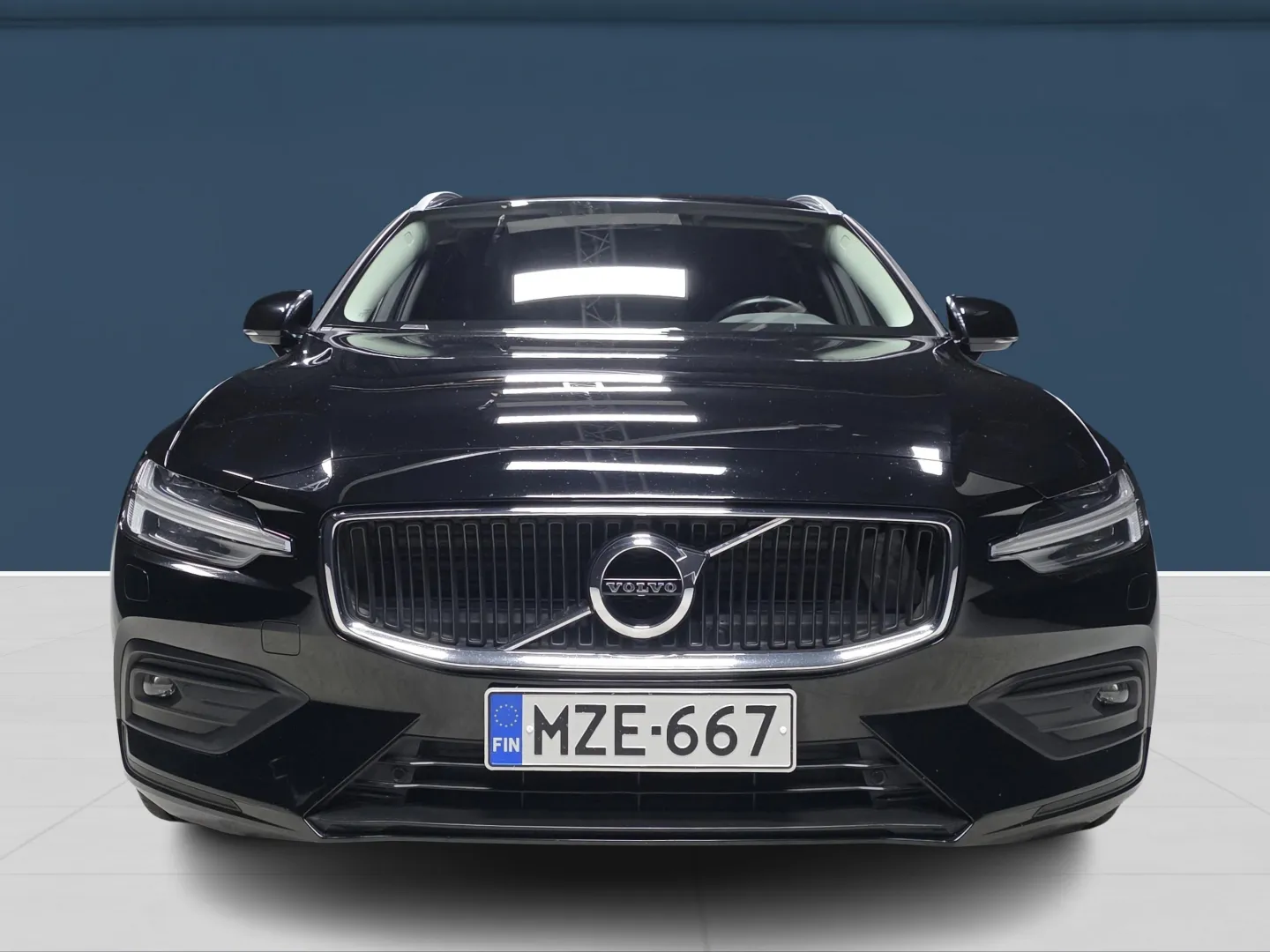 Autokuva 2 - MZE-667