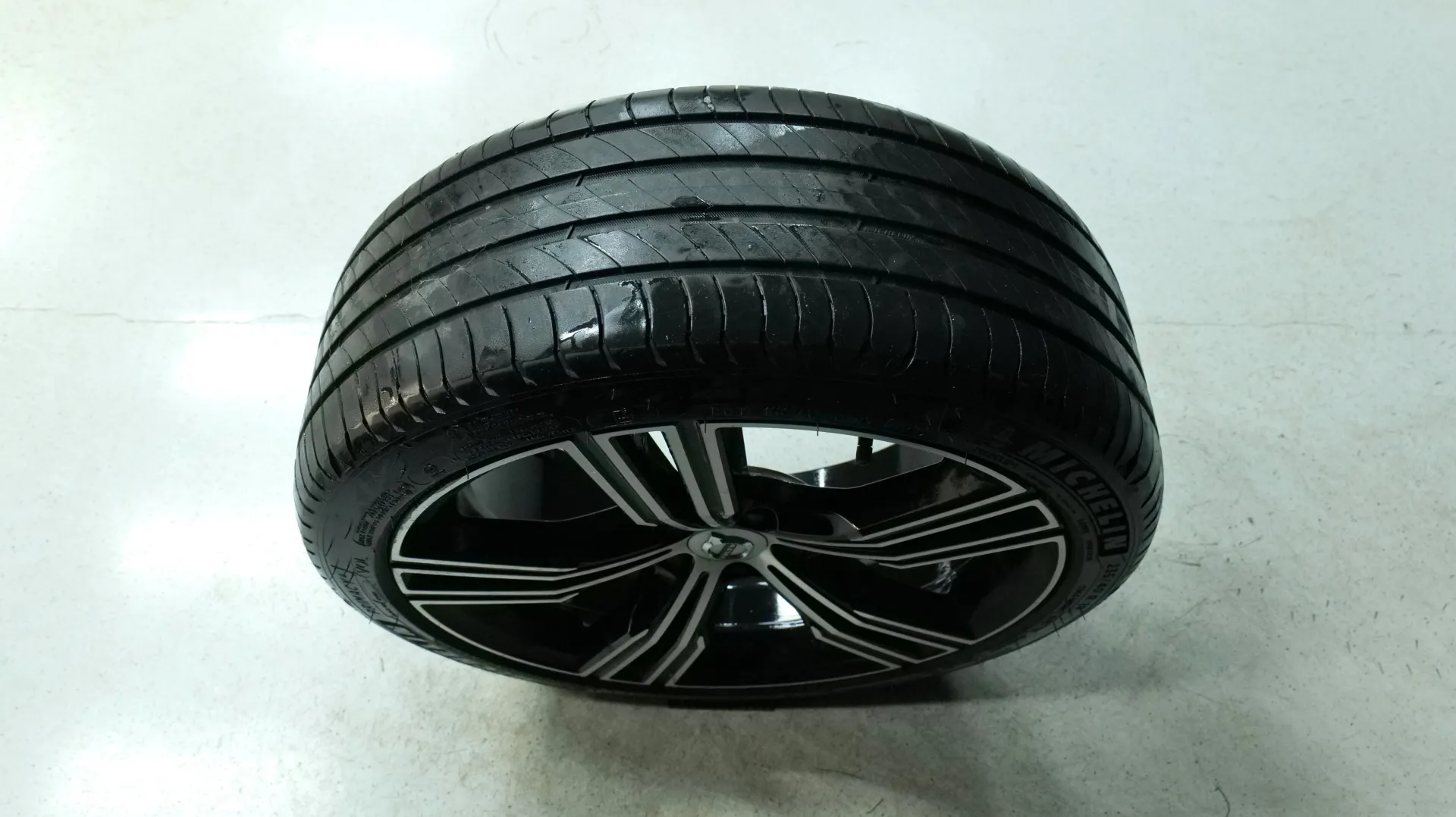 Autokuva 20 - MZJ-994