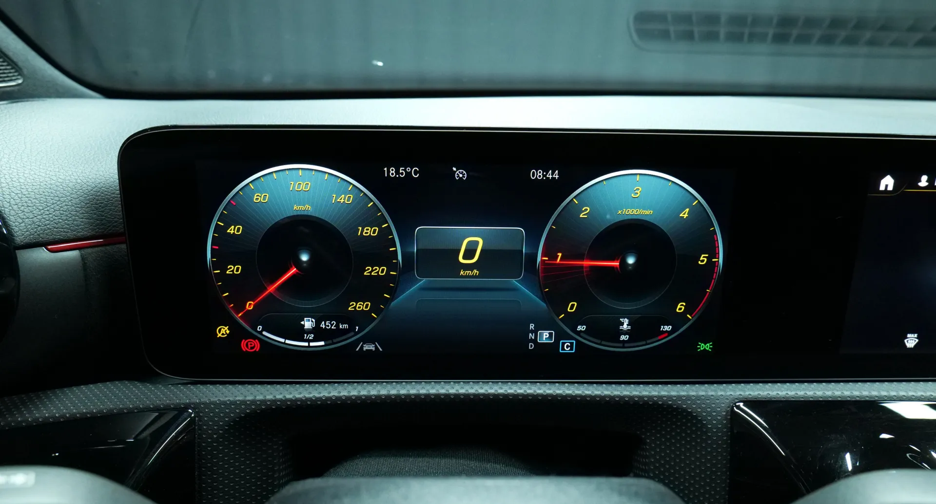 Autokuva 6 - NLR-763